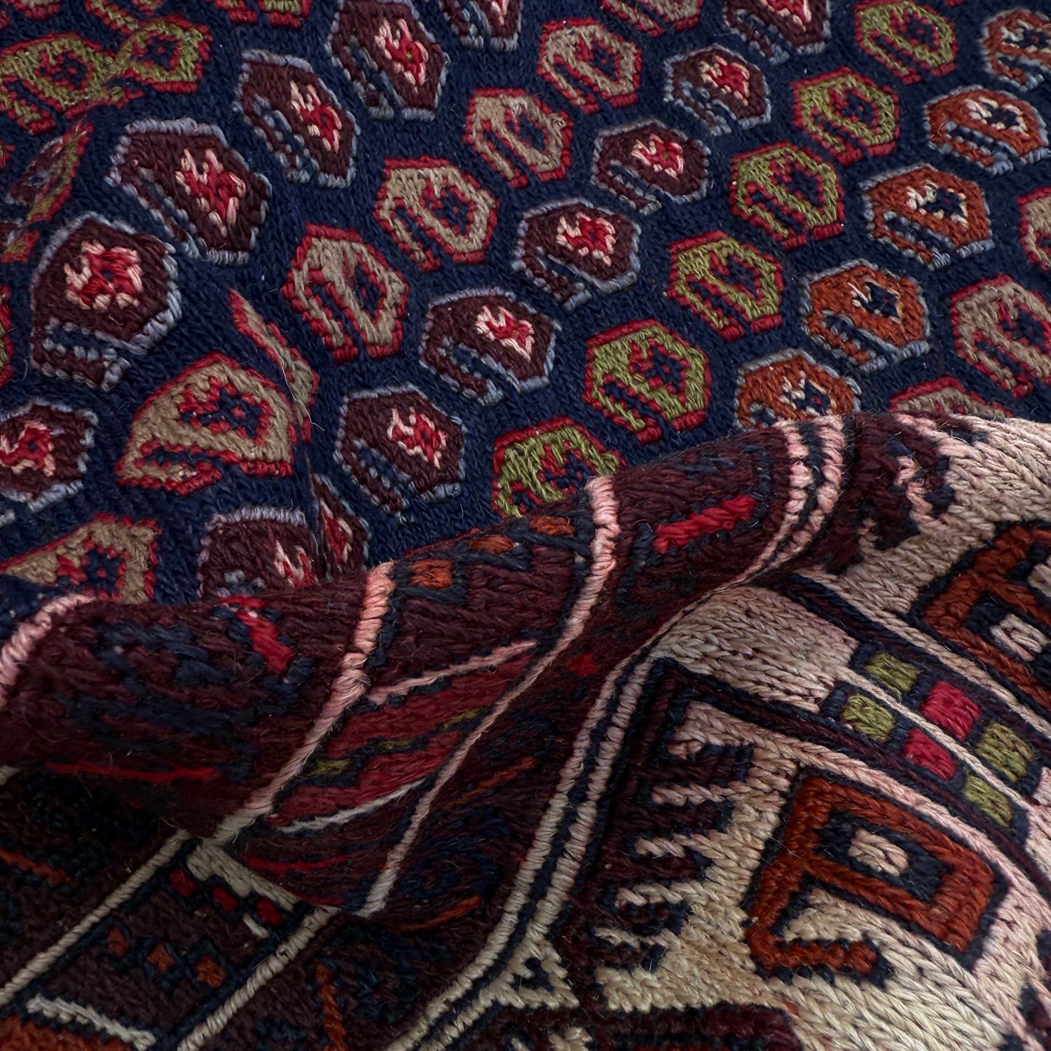 Handmade Maliki Kilim 3' 9" x 4' 1" ft / 114 x 124 cm - No. G36713