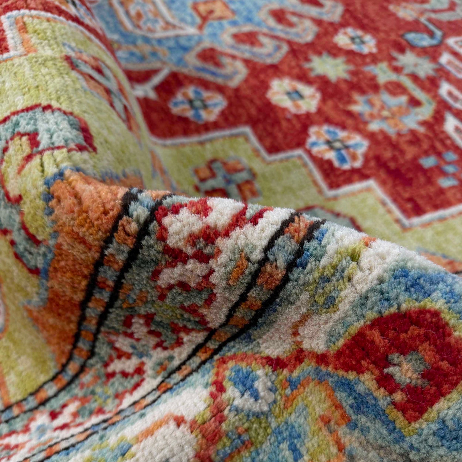 Hand Knotted Persian Heriz Area Rug 6' 9" x 9' 7" ft / 207 x 293 cm - No. G37287