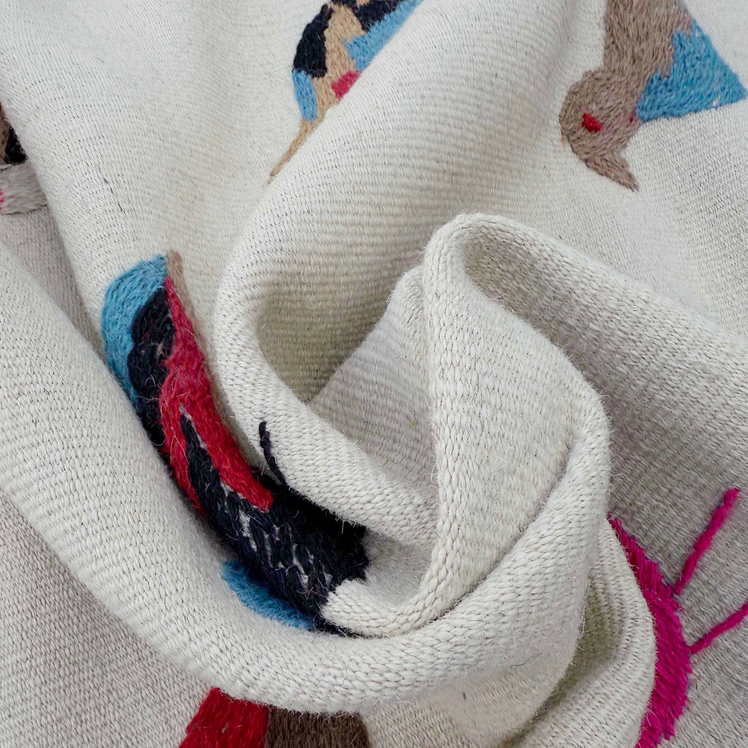 Hand Knotted Embroidery Kelim 3' 3" x 5' 9" ft / 99 x 174 cm - No. G37358