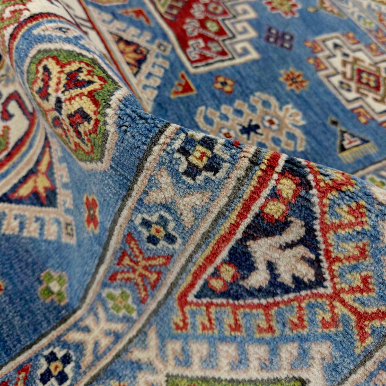 Handmade Kazak Area Rug 5' 0" x 6' 11" ft / 152 x 211 cm - No. G37581