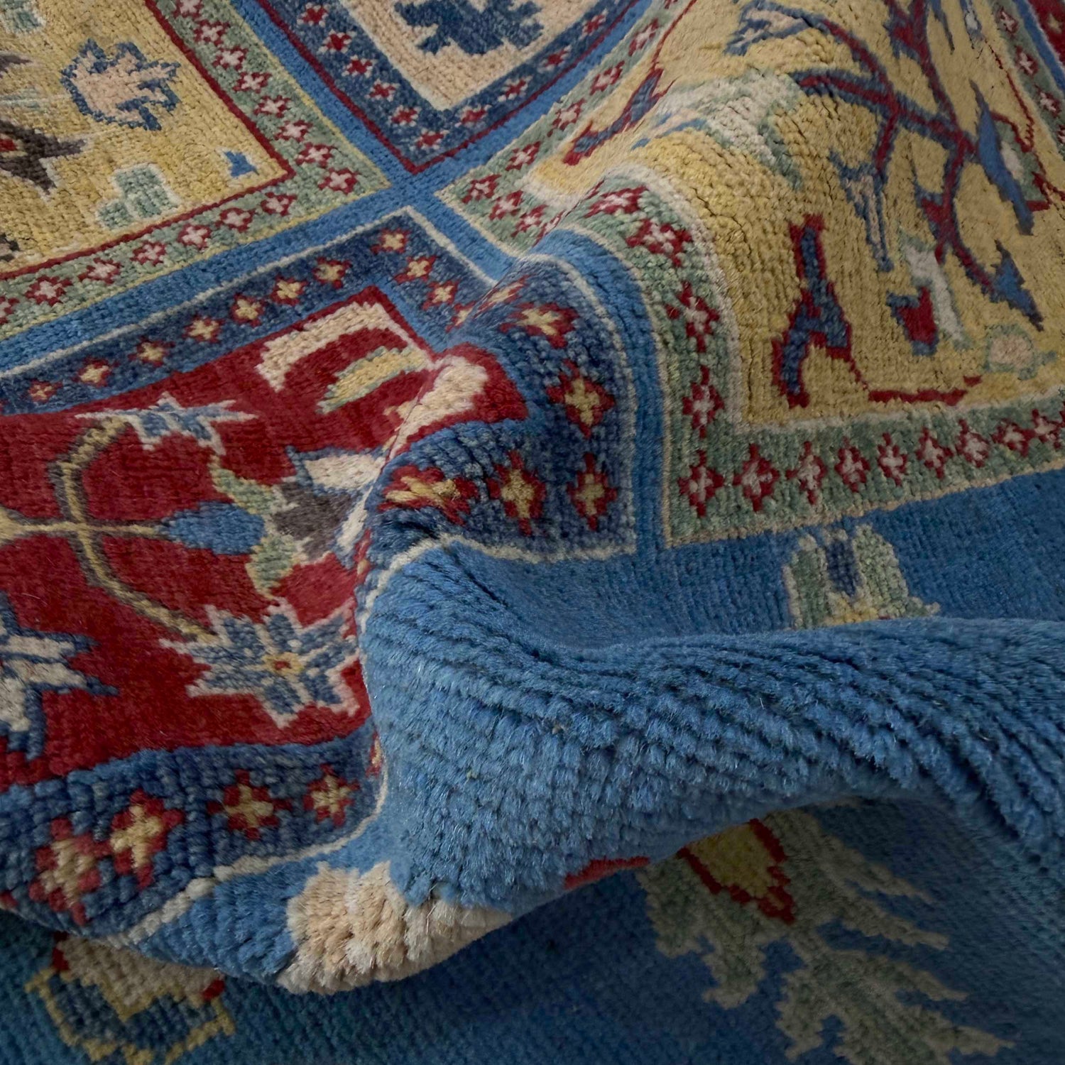 Oriental Bakhtiar Area Rug 4' 11" x 6' 6" ft / 150 x 198 cm - No. G37584