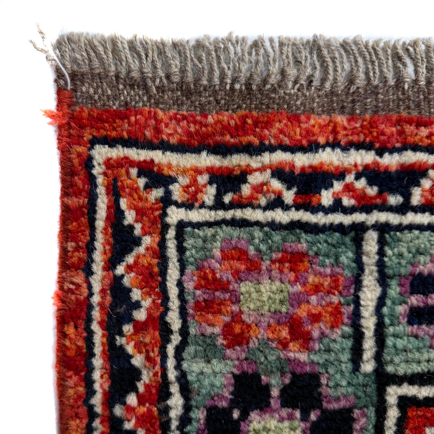 Shirazi Hand Knotted Carpet 8' 0" x 11' 3" ft / 244 x 342 cm - No. G37703
