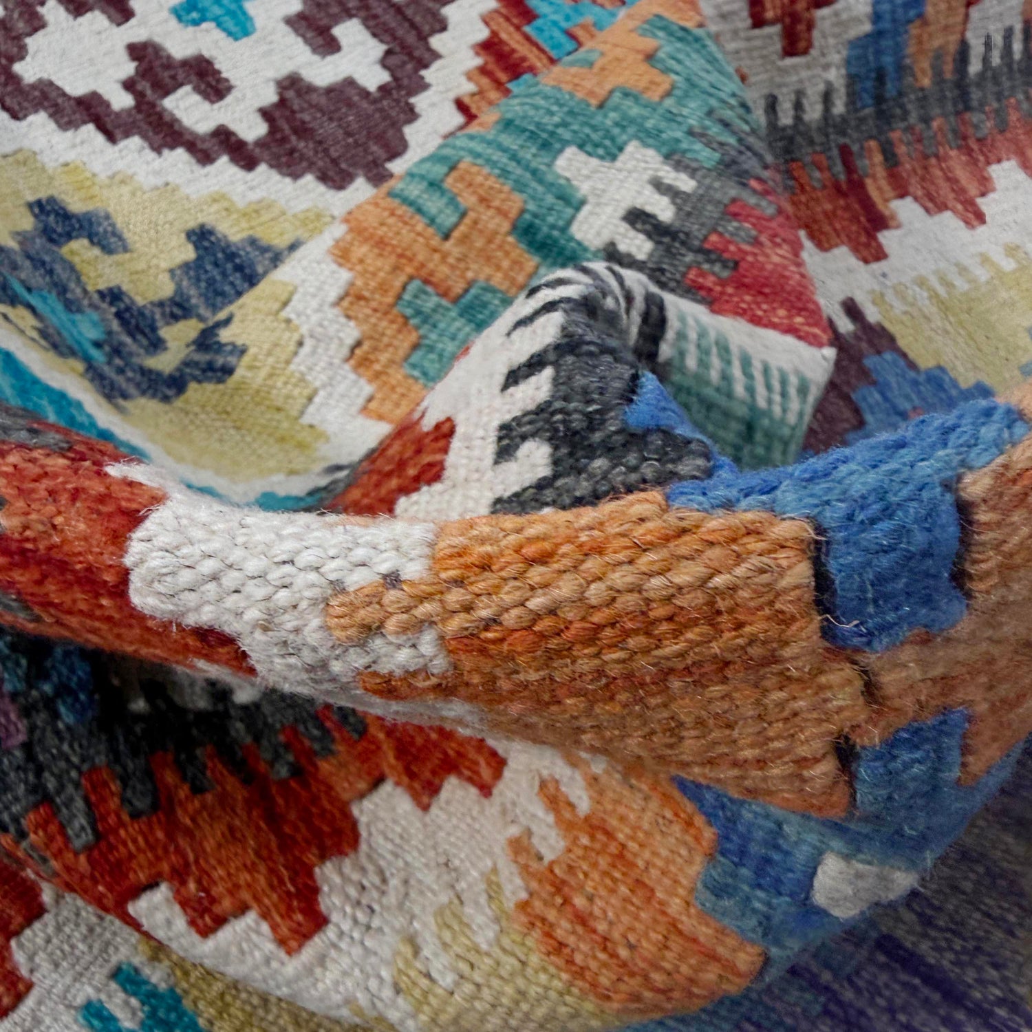 Medium Size Chobi Kilim 5' 2" x 6' 3" ft / 157 x 190 cm - No. G38891