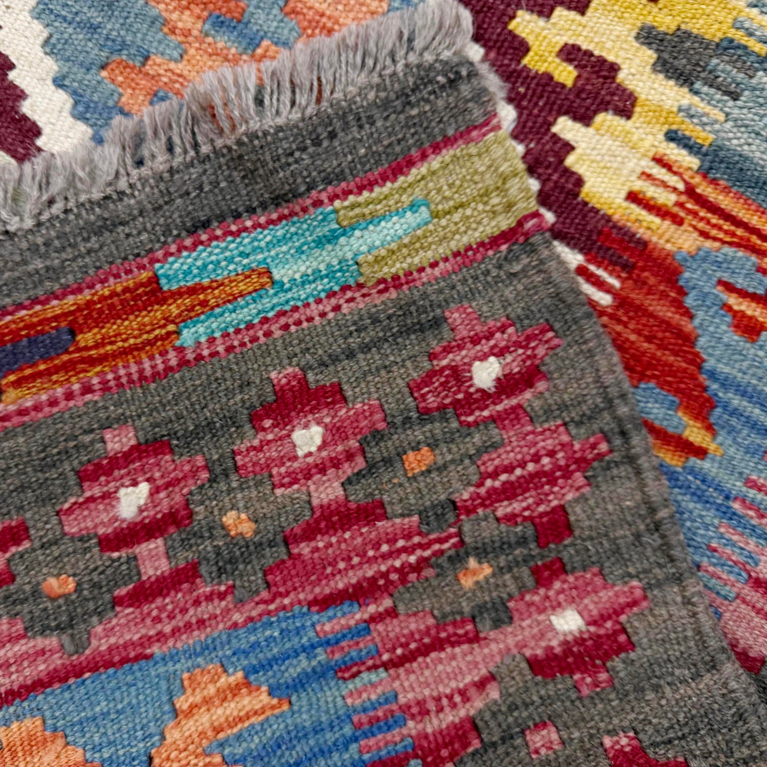 Hand Knotted Afghan Style Kilim 4' 2" x 5' 9" ft / 127 x 174 cm - No. G38903