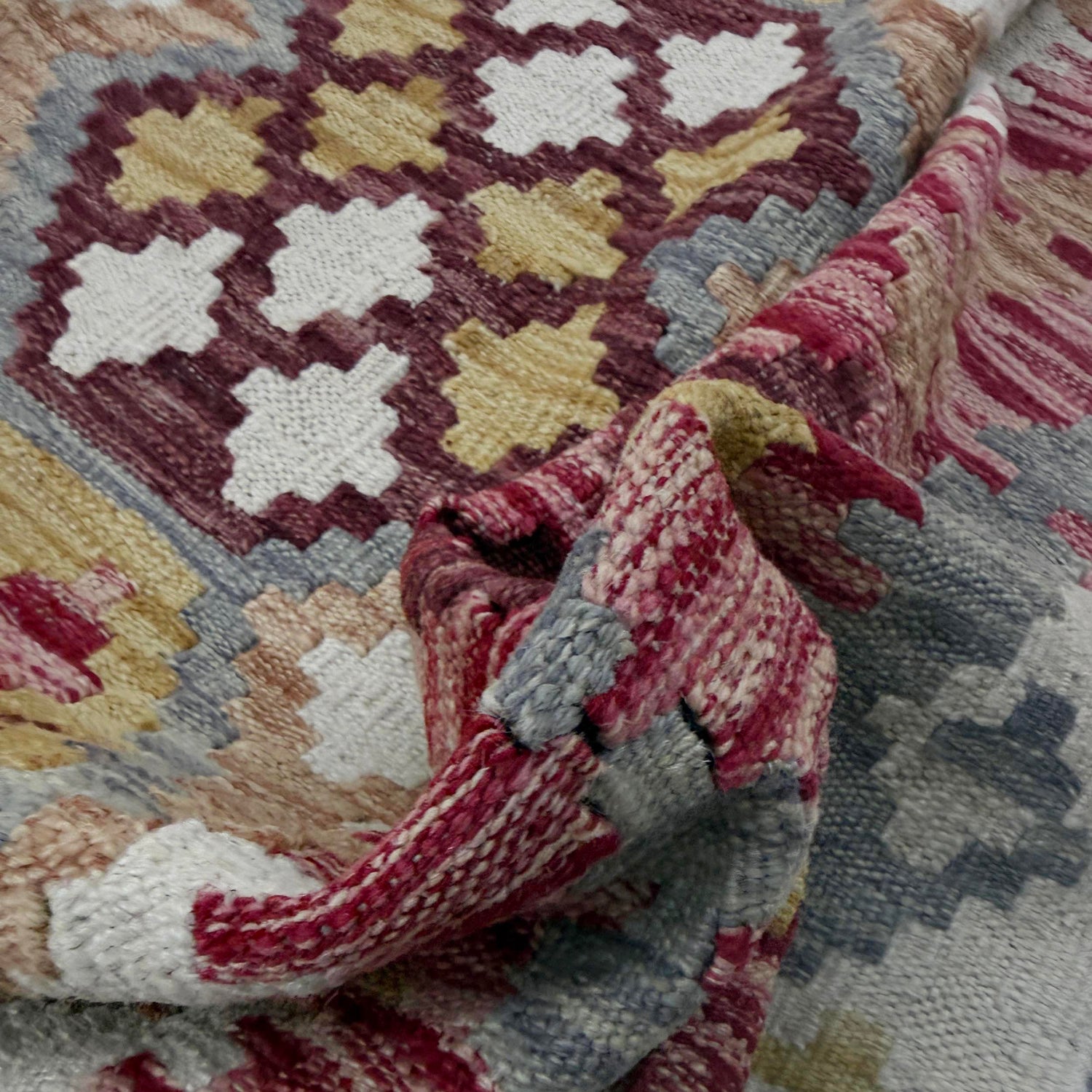 Hand Woven Wool Kelim 5' 0" x 6' 5" ft / 153 x 196 cm - No. G38935