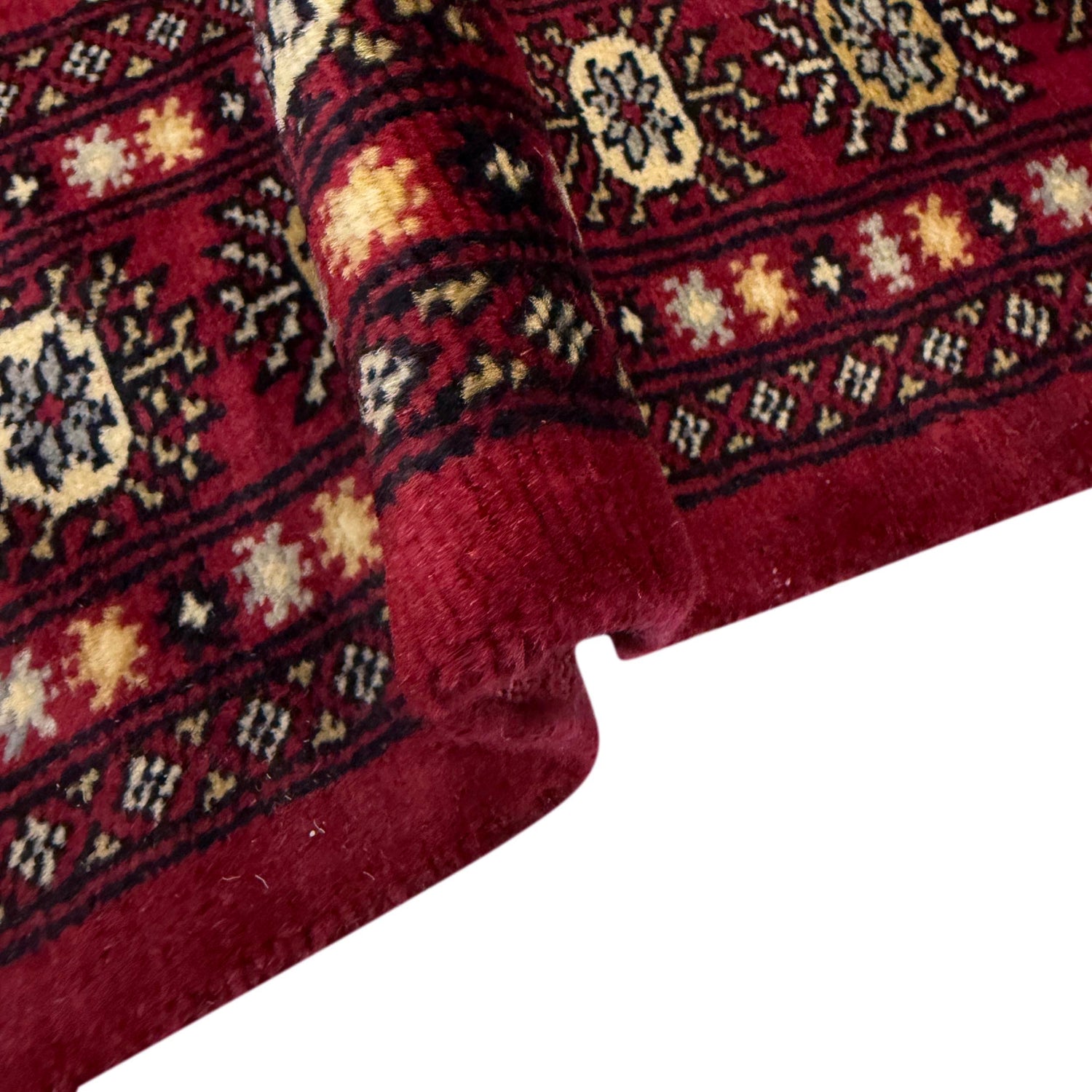 Handmade Bukhara Carpet 4' 1" x 5' 10" ft / 125 x 178 cm - No. G39155