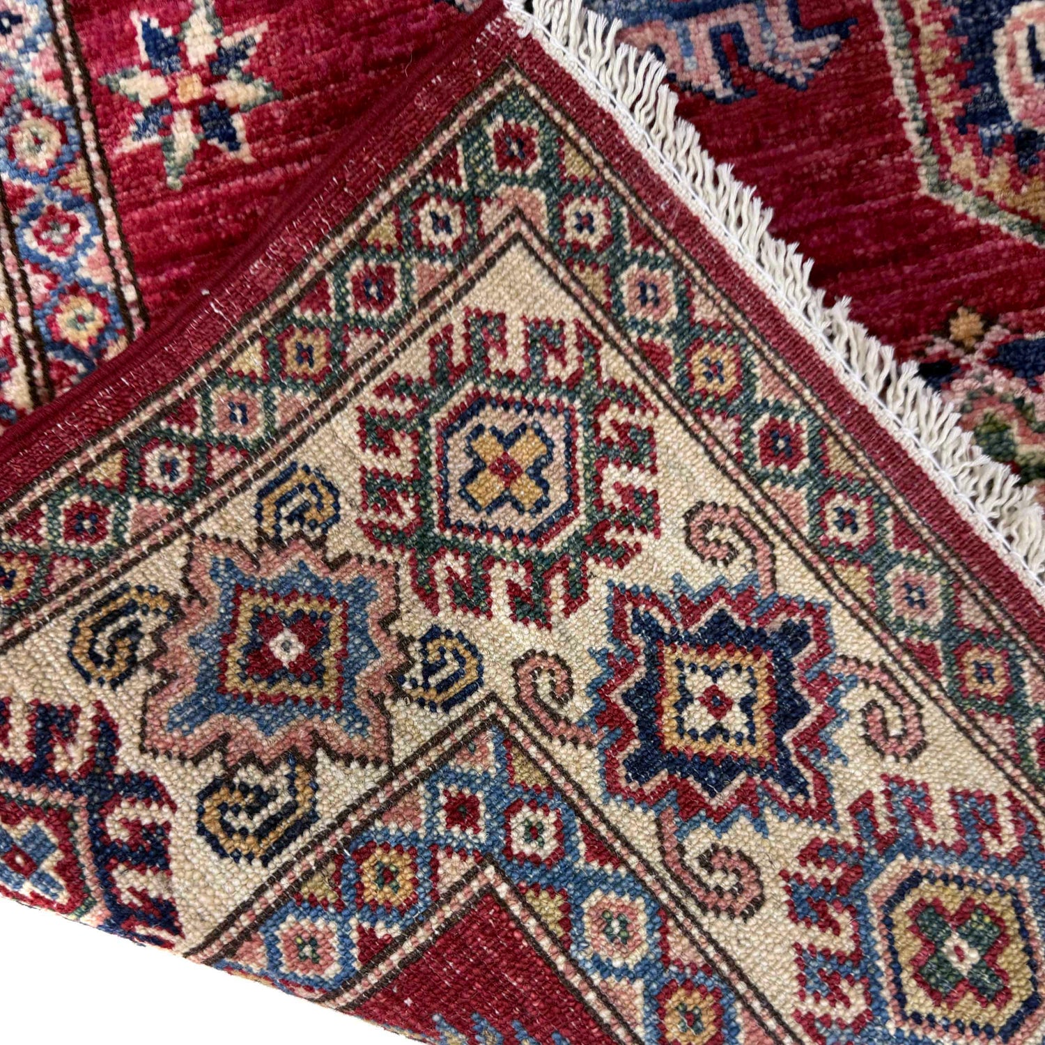 High-Quality Kazak Area Rug 4' 0" x 5' 10" ft / 122 x 178 cm - No. G39610