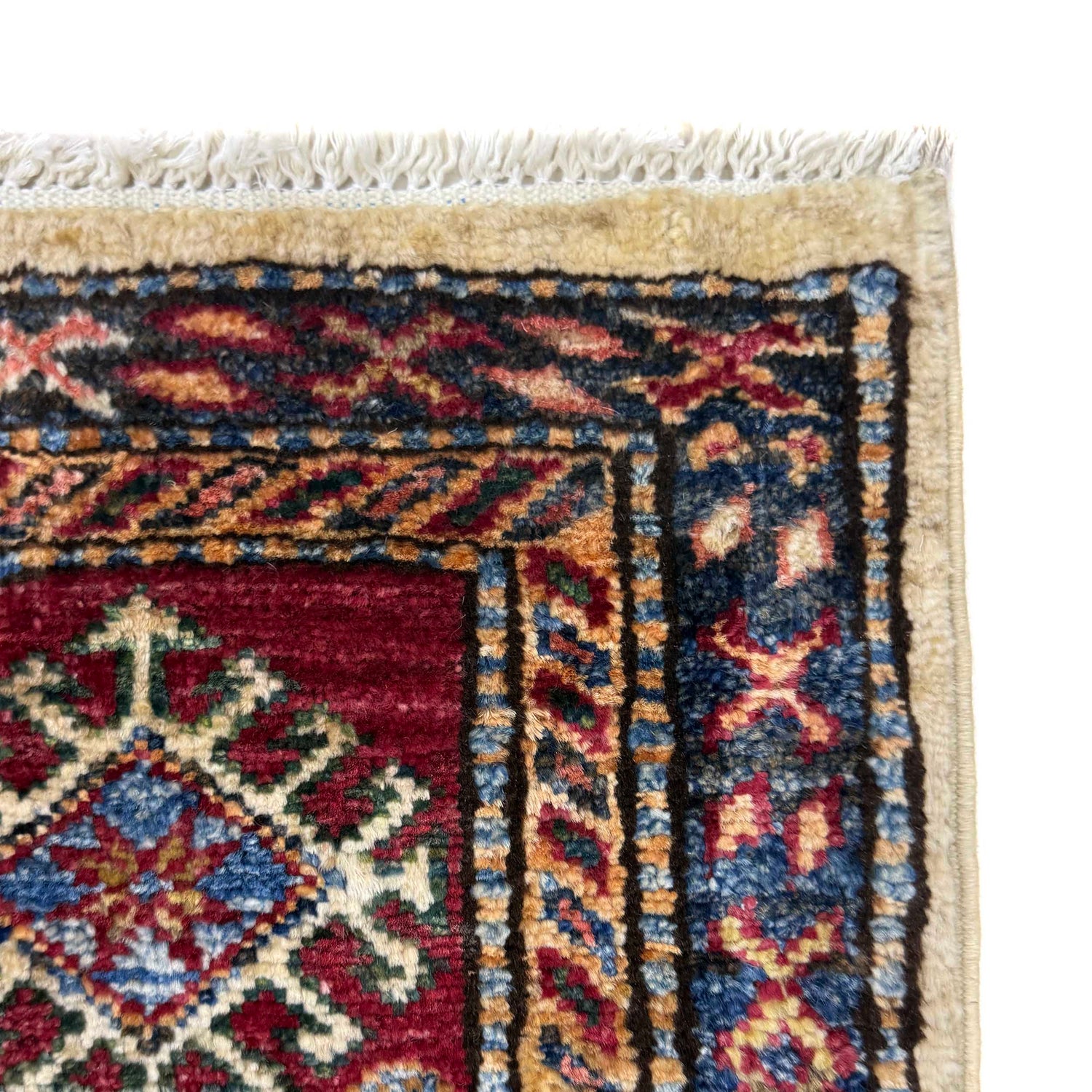 Fine Kazak Oriental Rug 5' 10" x 7' 9" ft / 178 x 236 cm - No. G39611
