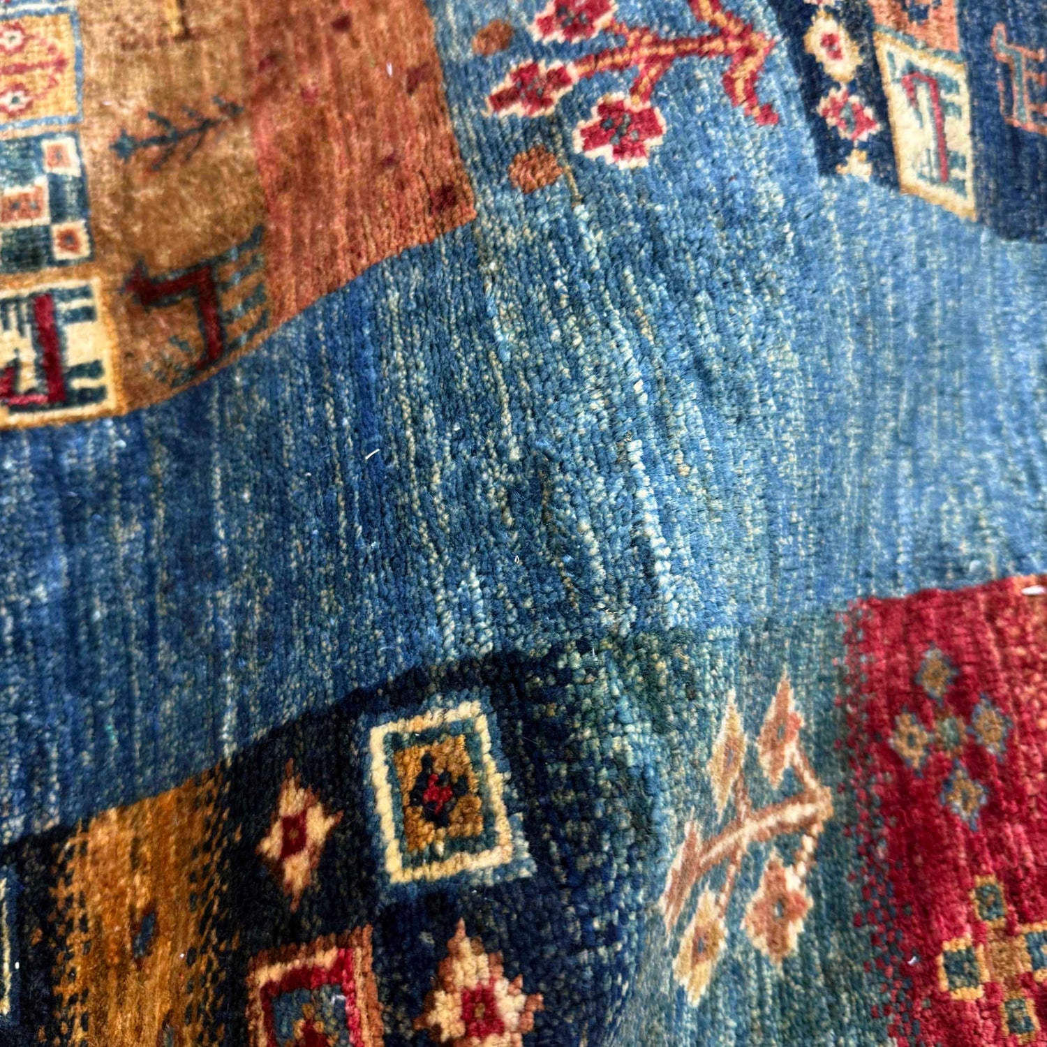 Persian Style Shikargah Rug 5' 1" x 6' 4" ft / 156 x 193 cm - No. G39617