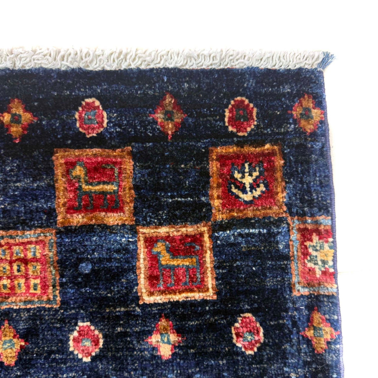 Persian Style Shikargah Rug 5' 10" x 7' 6" ft / 178 x 229 cm - No. G39619