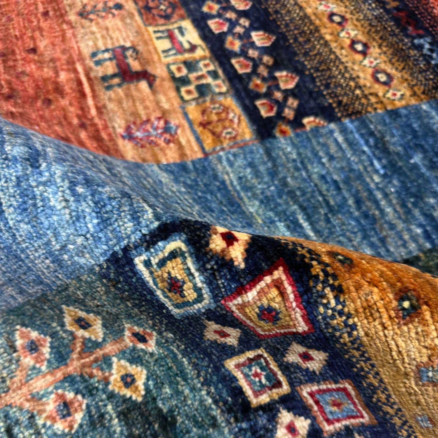 Persian Style Shikargah Rug 5' 10" x 7' 6" ft / 178 x 229 cm - No. G39619