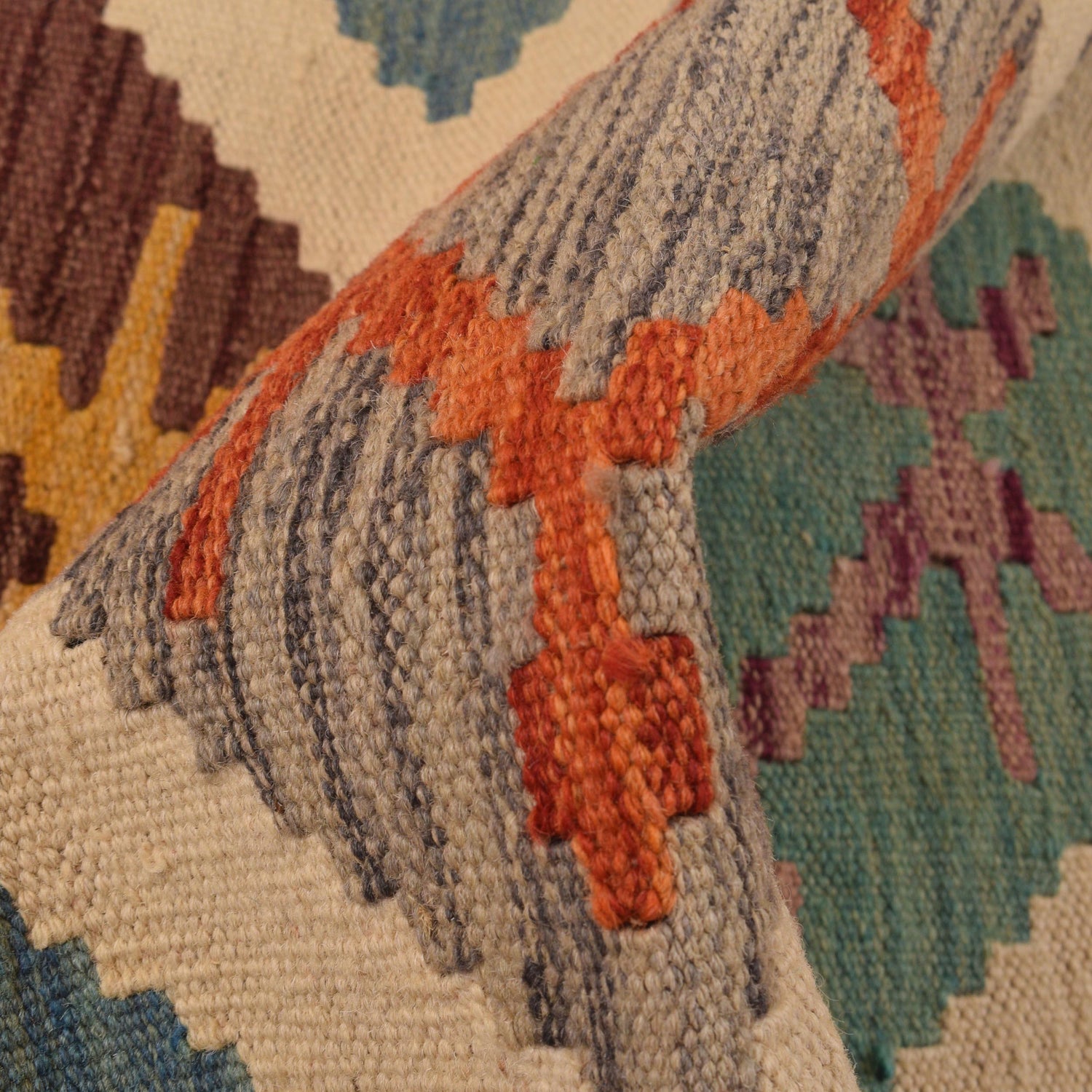 Handmade Vegetable Kelim Runner 2' 1" x 6' 8" ft / 63 x 204 cm - No. P34276