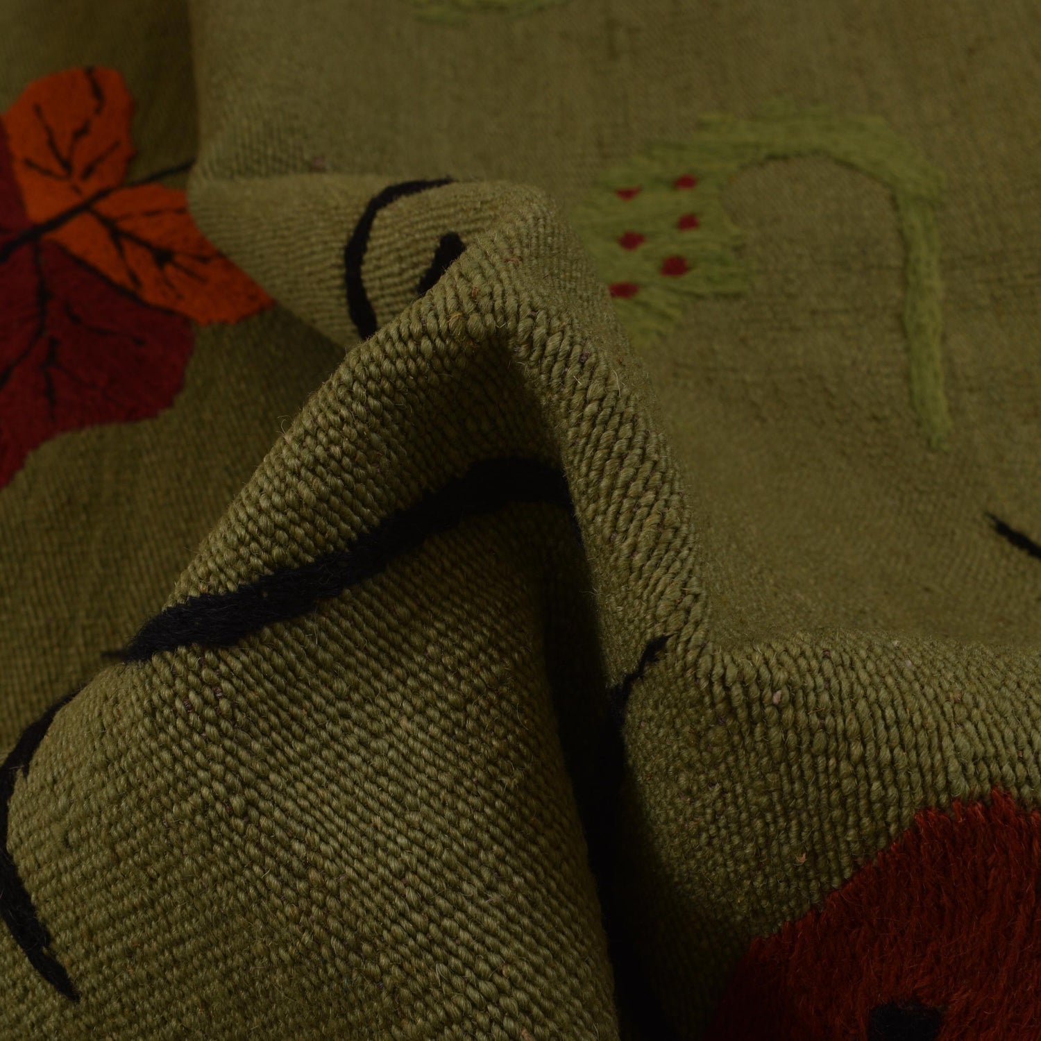 Hand Knotted Embroidery Kelim 4' 0" x 5' 10" ft / 123 x 178 cm - No. P34393