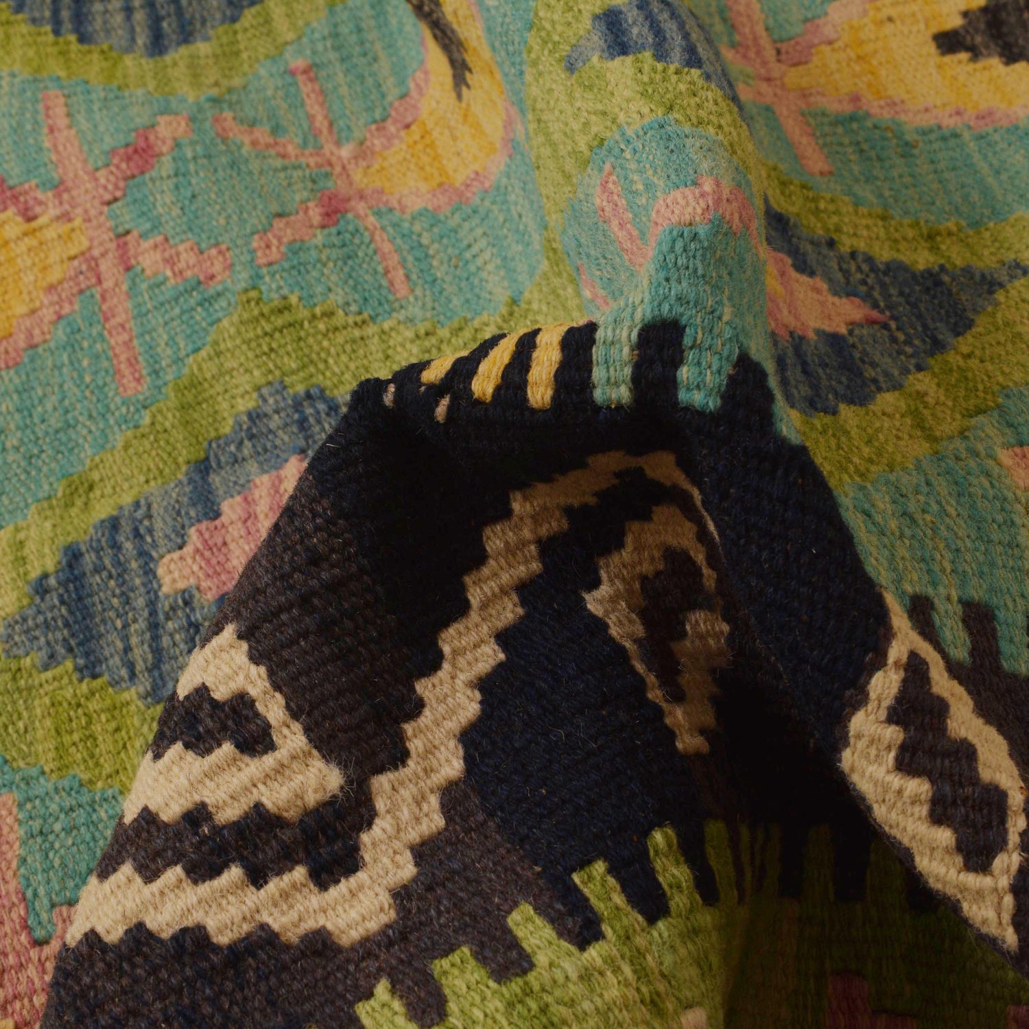 Handmade Turkish Design Wool Kilim 5' 8" x 8' 4" ft / 172 x 255 cm - No. P35048