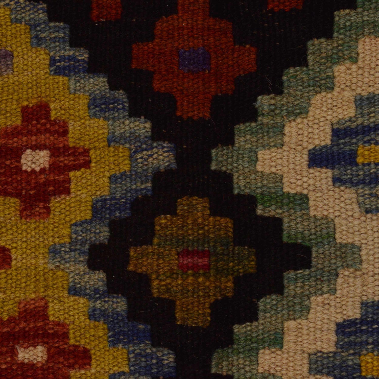 Colorful Flat-Weave Wool Kilim 5' 2" x 6' 7" ft / 157 x 200 cm - No. P35049