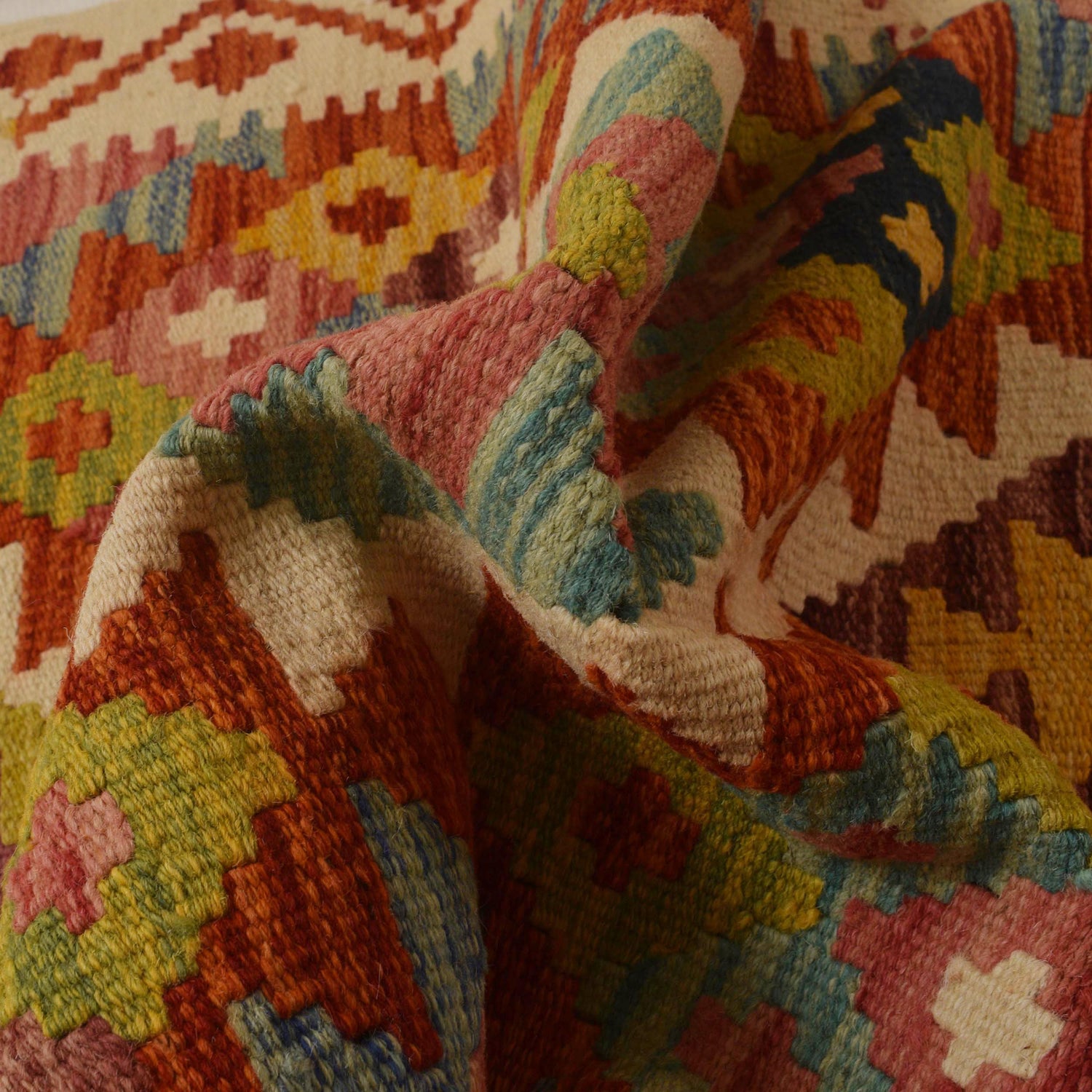 Hand Woven Wool Kelim 2' 9" x 4' 5" ft / 83 x 134 cm - No. P35476