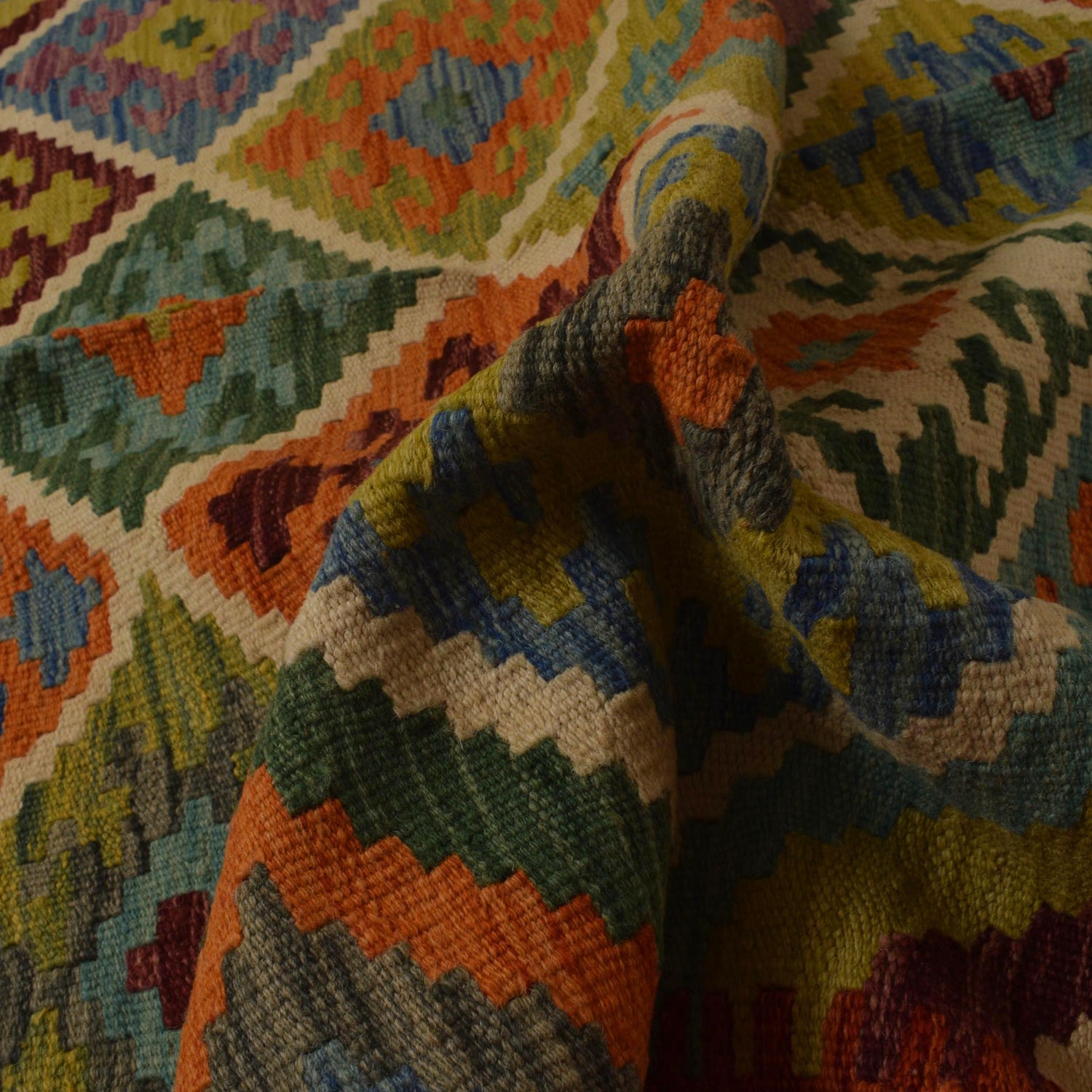 Hand Woven Wool Kelim 5' 1" x 6' 4" ft / 154 x 194 cm - No. P35485