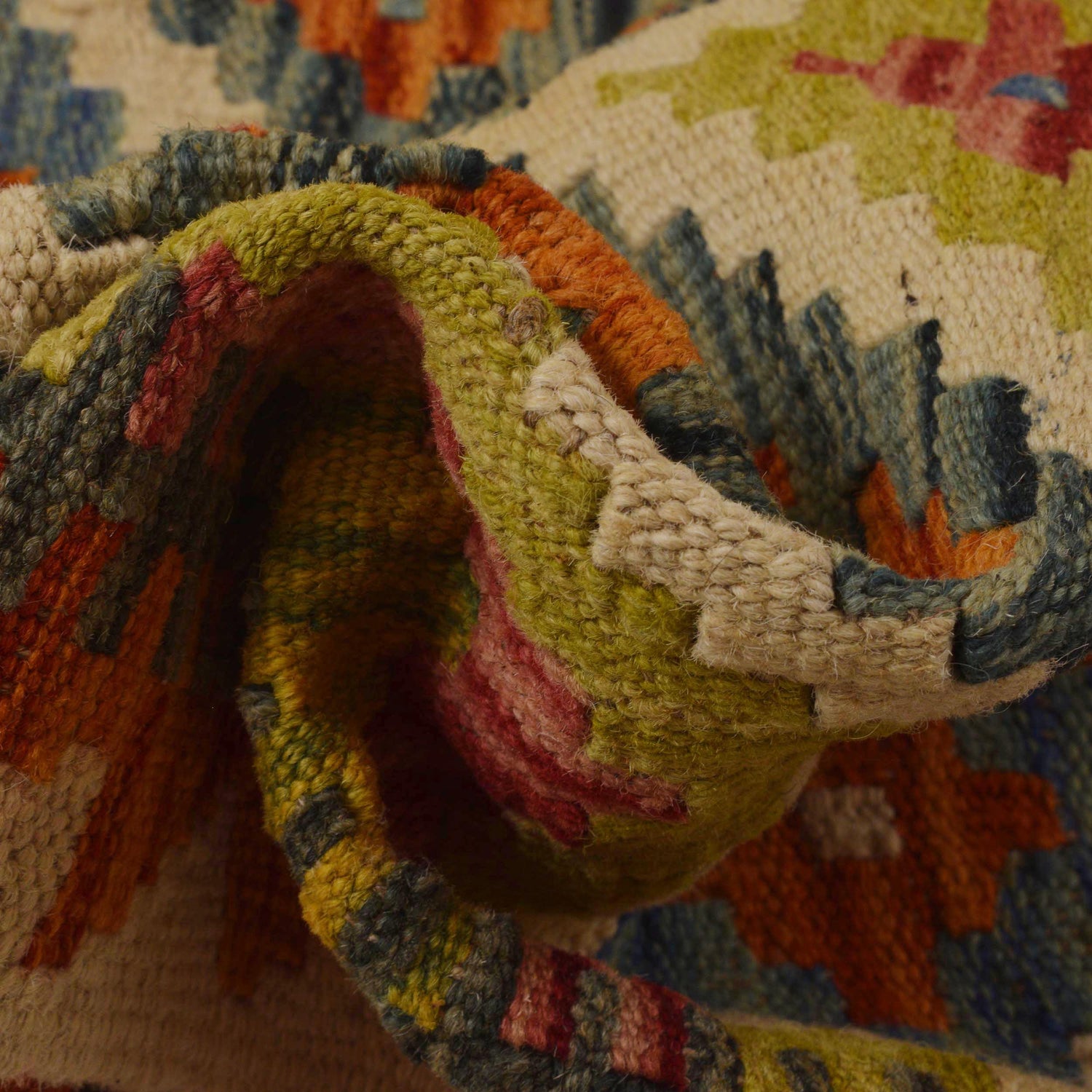 Handmade Vegetable Kilim Runner 2' 6"x 6' 7" ft / 75 x 200 cm - No. P35501