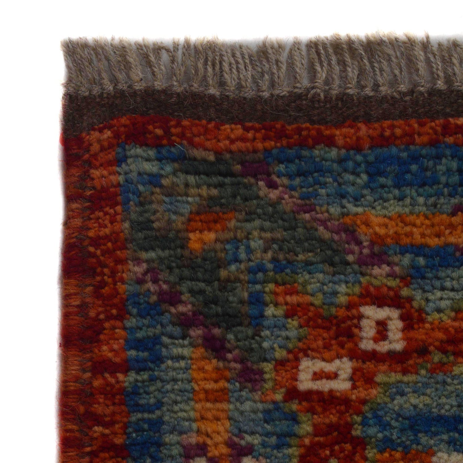 Rich Red Color Shiraz Carpet 5' 1" x 6' 7" ft / 154 x 200 cm - No. P35680