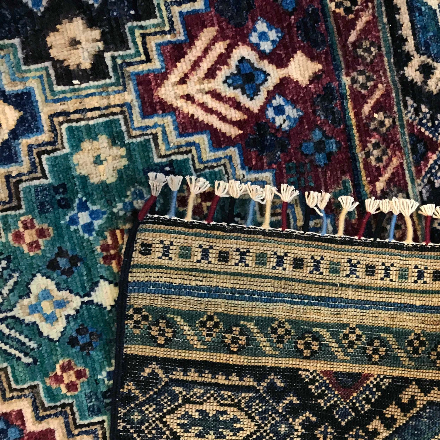 Persian Design Gabbeh Rug 6' 7" x 9' 11" ft / 200 x 302 cm - No. P35827