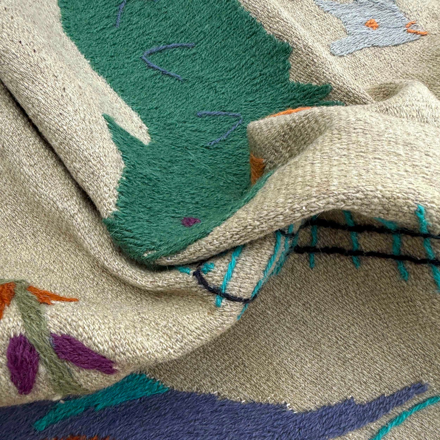 Design Embroidery Kilim 3' 8" x 6' 3" ft / 111 x 190 cm - No. P36865
