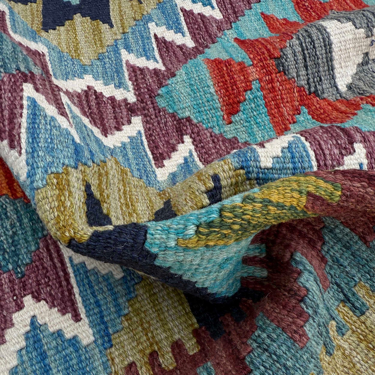 Hand Made Afghan Kilim 2' 10" x 3' 11" ft / 86 x 120 cm - No. P37104