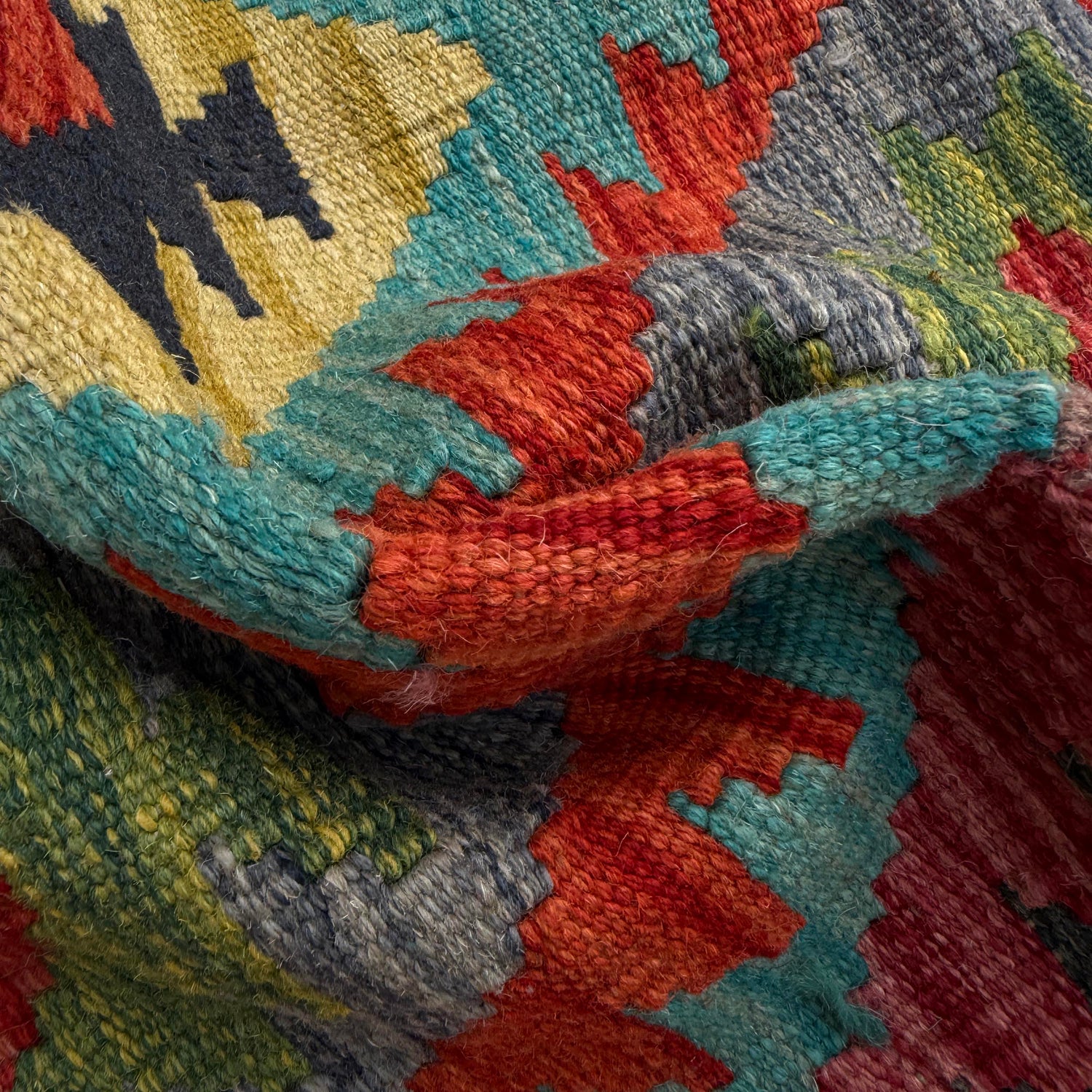 Hand Woven Wool Kelim 2' 10" x 4' 0" ft / 86 x 122 cm - No. P37107