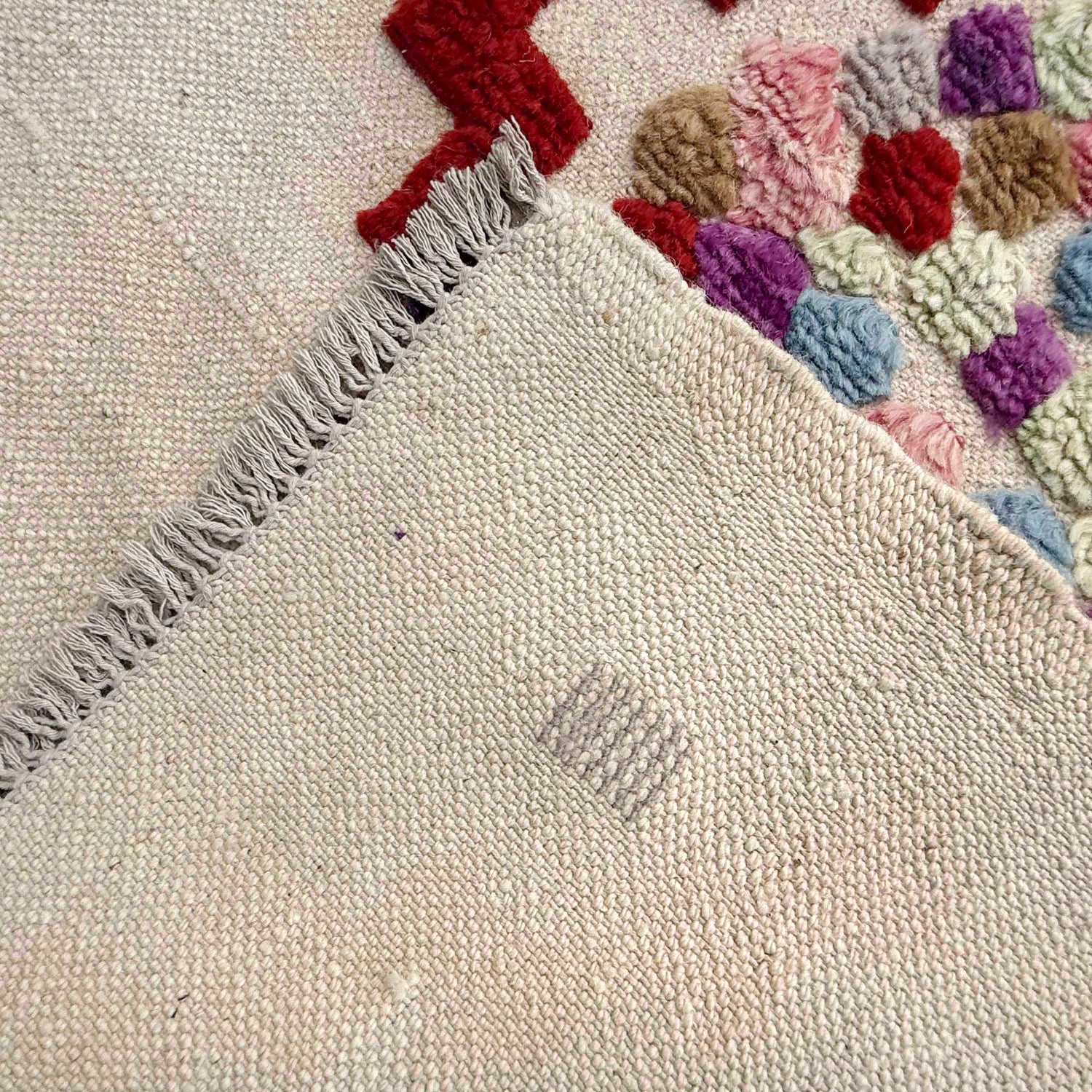 Design Embroidery Kilim 4' 0" x 6' 1" ft / 121 x 185 cm - No. P37136