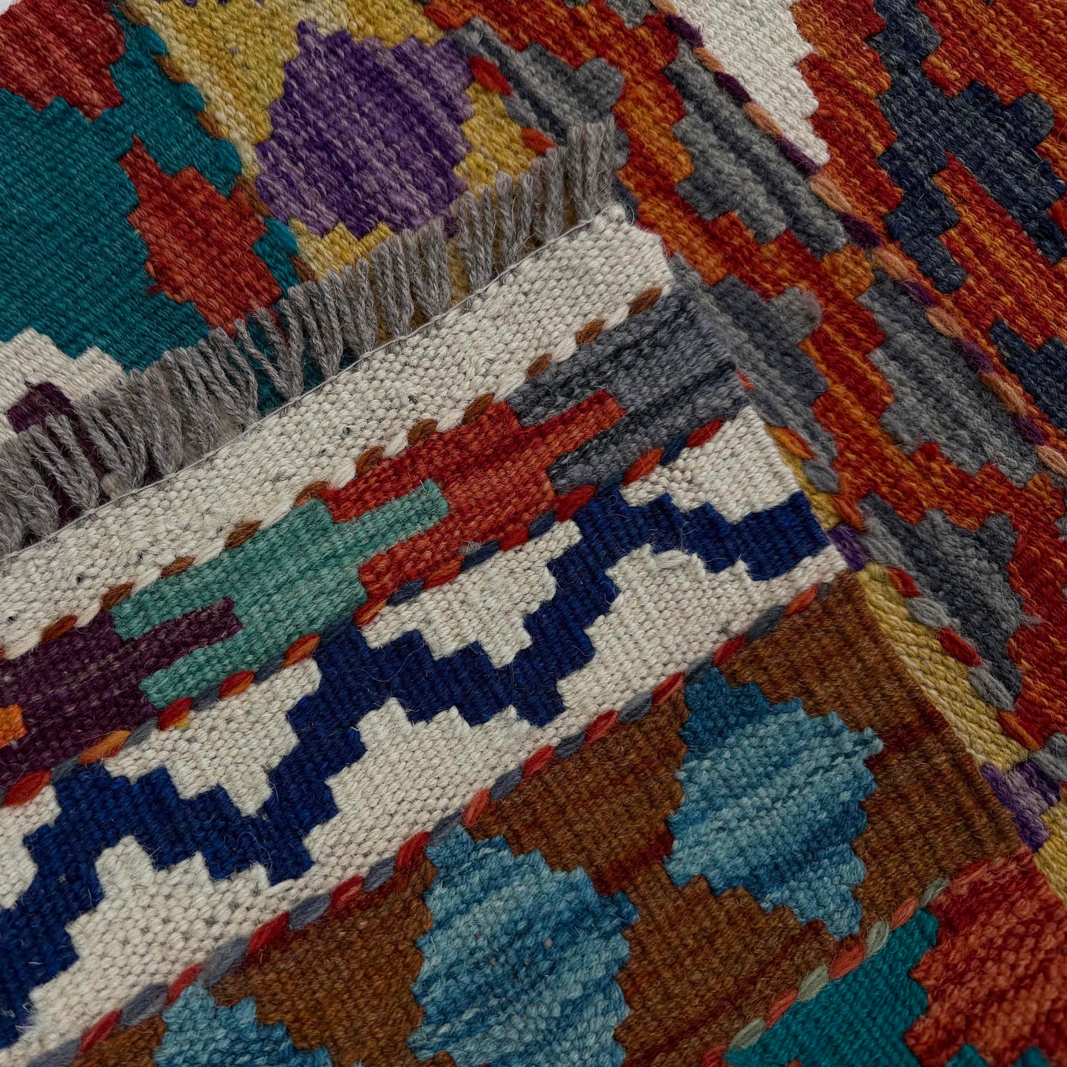 Handmade Turkish Design Wool Kilim Runner 1' 9" x 4' 10"  ft / 53 x 147 cm - No. P37212