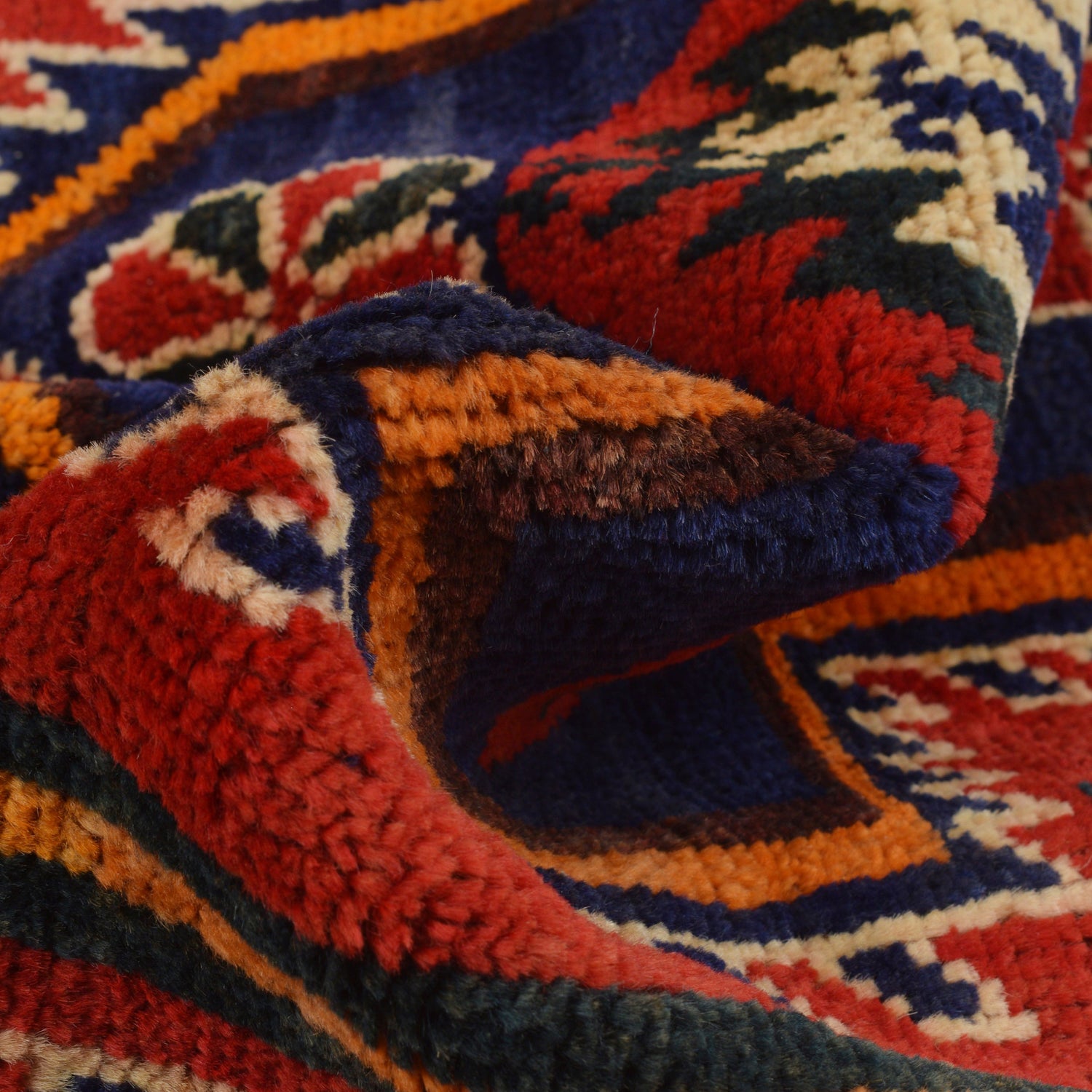 Traditional Baloch Rug 2' 11" x 4' 6" ft / 88 x 136 cm - No. R22838