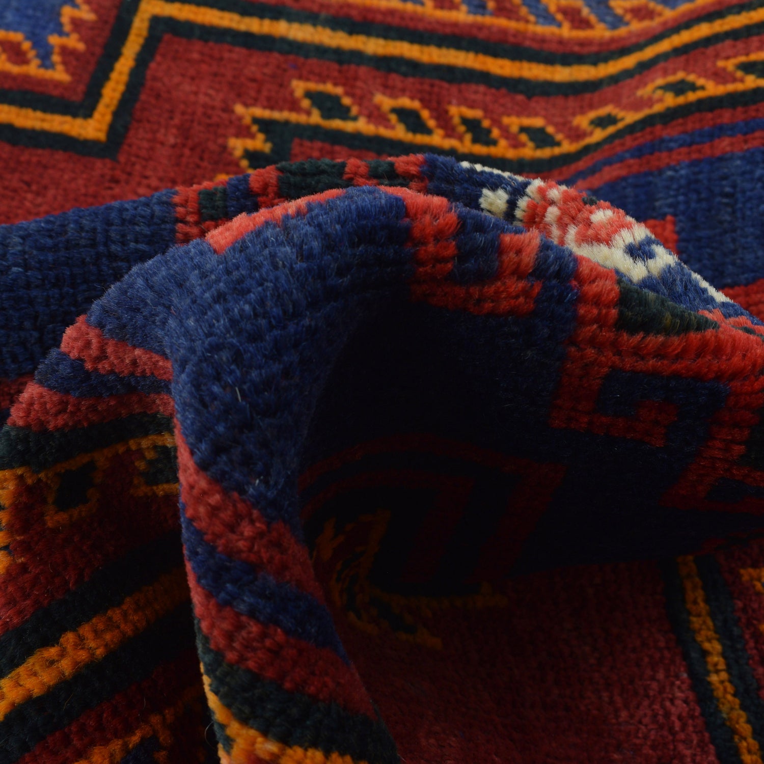 Traditional Baloch Rug 2' 10" x 4' 8" ft / 87 x 142 cm - No. R22846