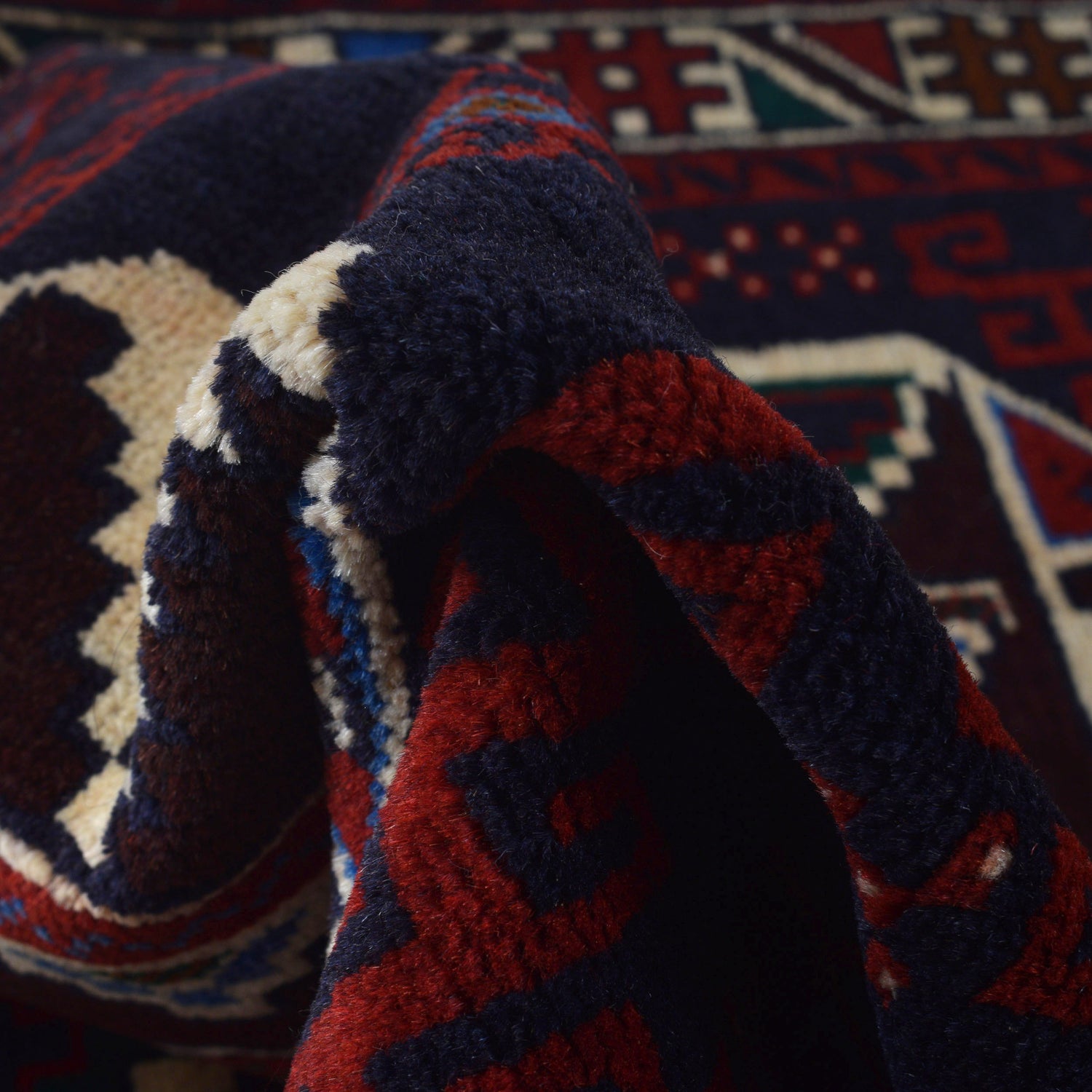 Traditional Baloch Rug 2' 10" x 4' 6" ft / 86 x 136 cm - No. R22867