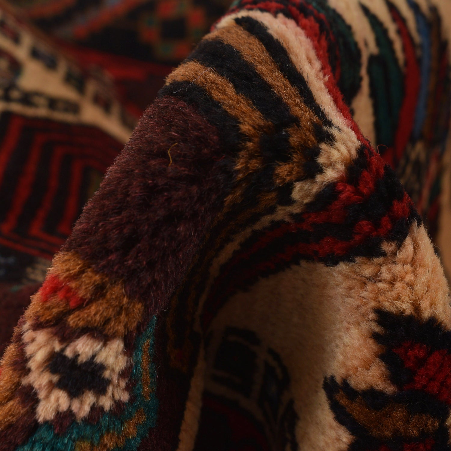 Traditional Baloch Rug 2' 9" x 5' 0" ft / 83 x 152 cm - No. R22872