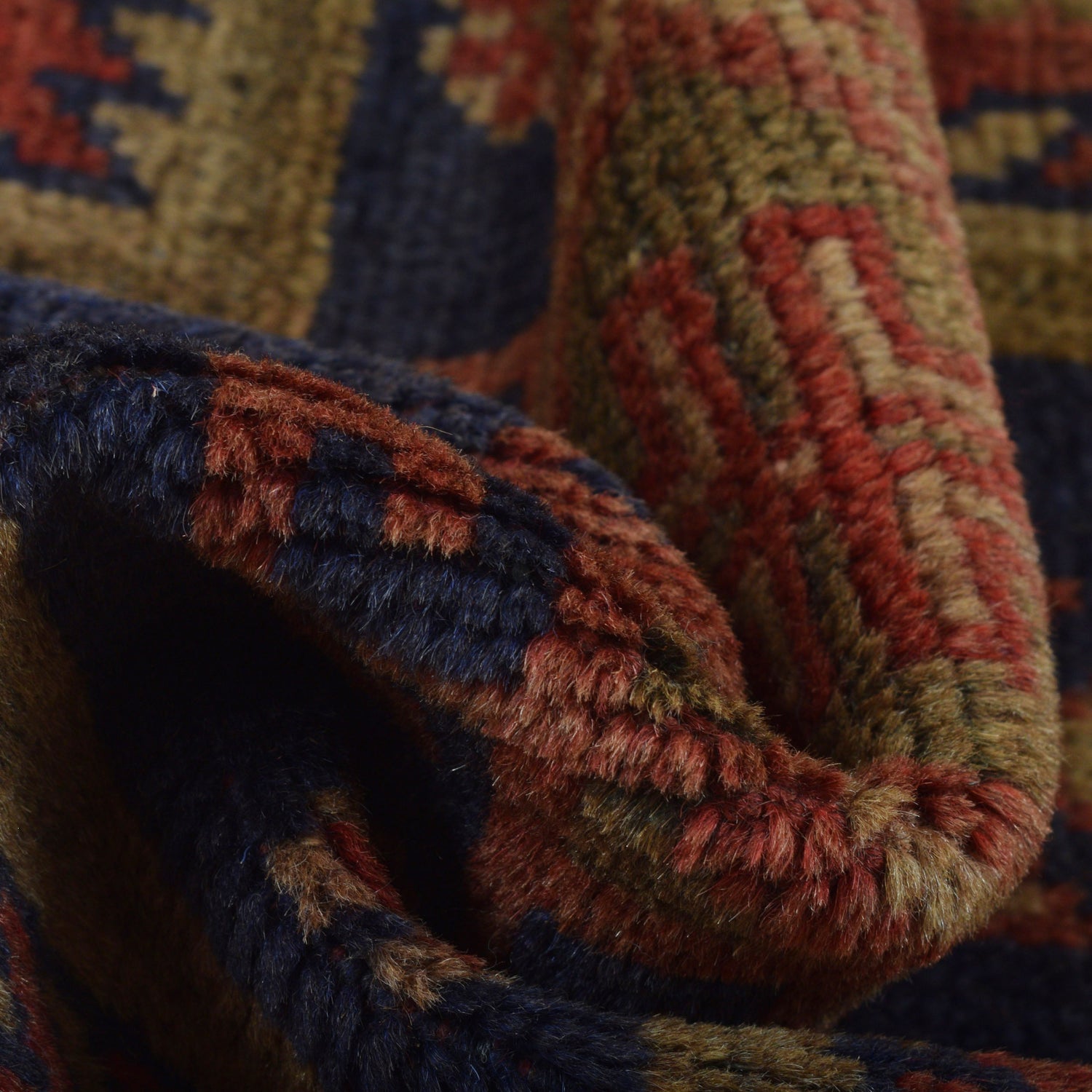 Traditional Baloch Rug 3' 1" x 4' 8" ft / 93 x 142 cm - No. R22940