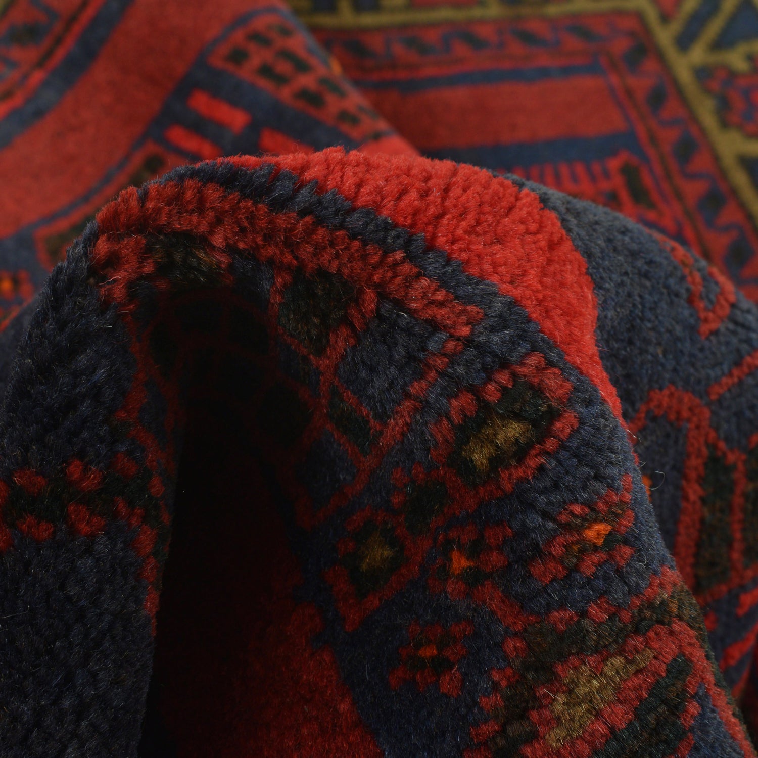 Fine Quality Prayer Rug 3' 1" x 4' 9" ft / 95 x 146 cm - R22956