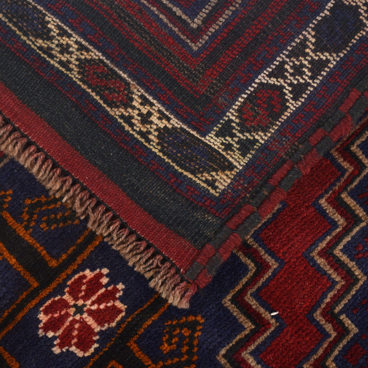 Traditional Baloch Rug 2' 9" x 4' 10" ft / 84 x 148 cm - No. R23004