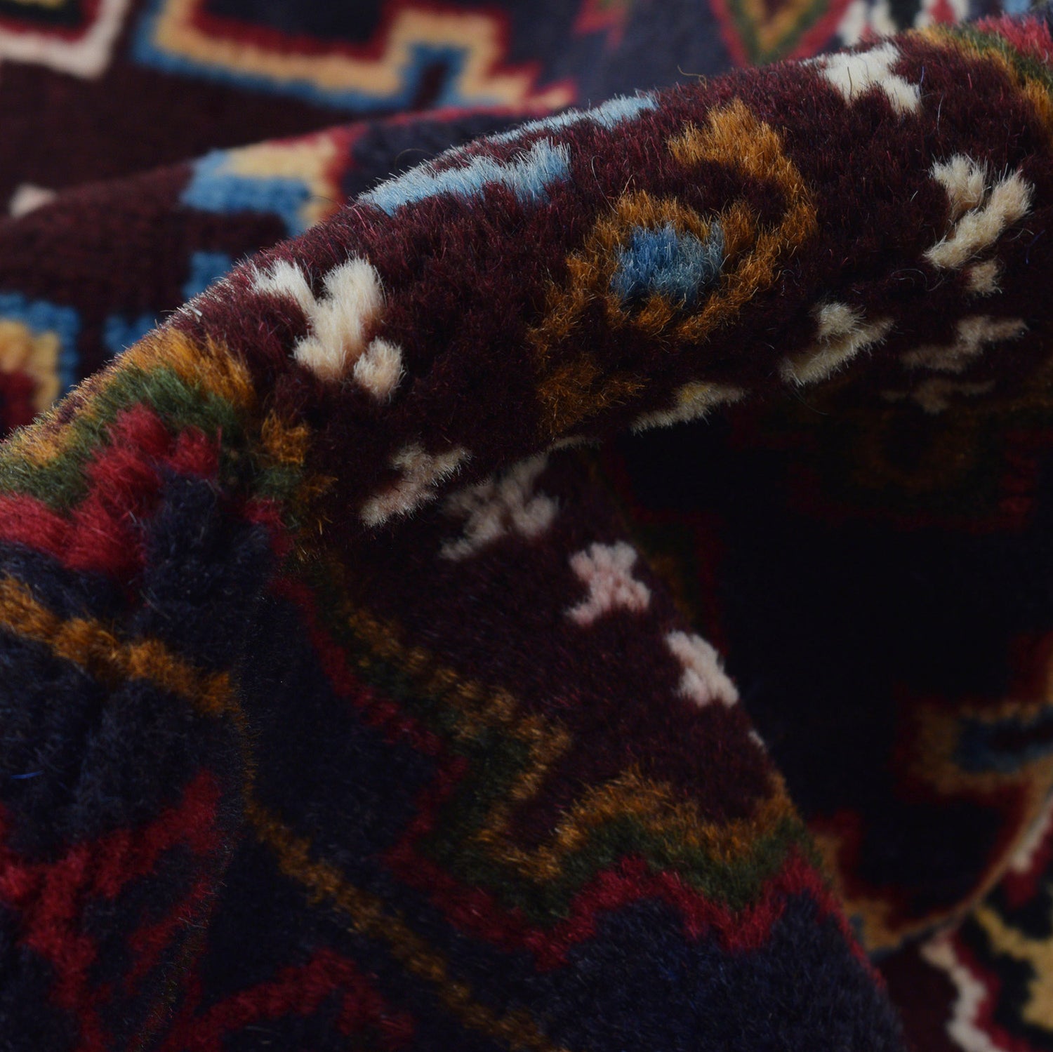 Traditional Baloch Rug 2' 6" x 3' 5" ft / 76 x 104 cm - No. R23707