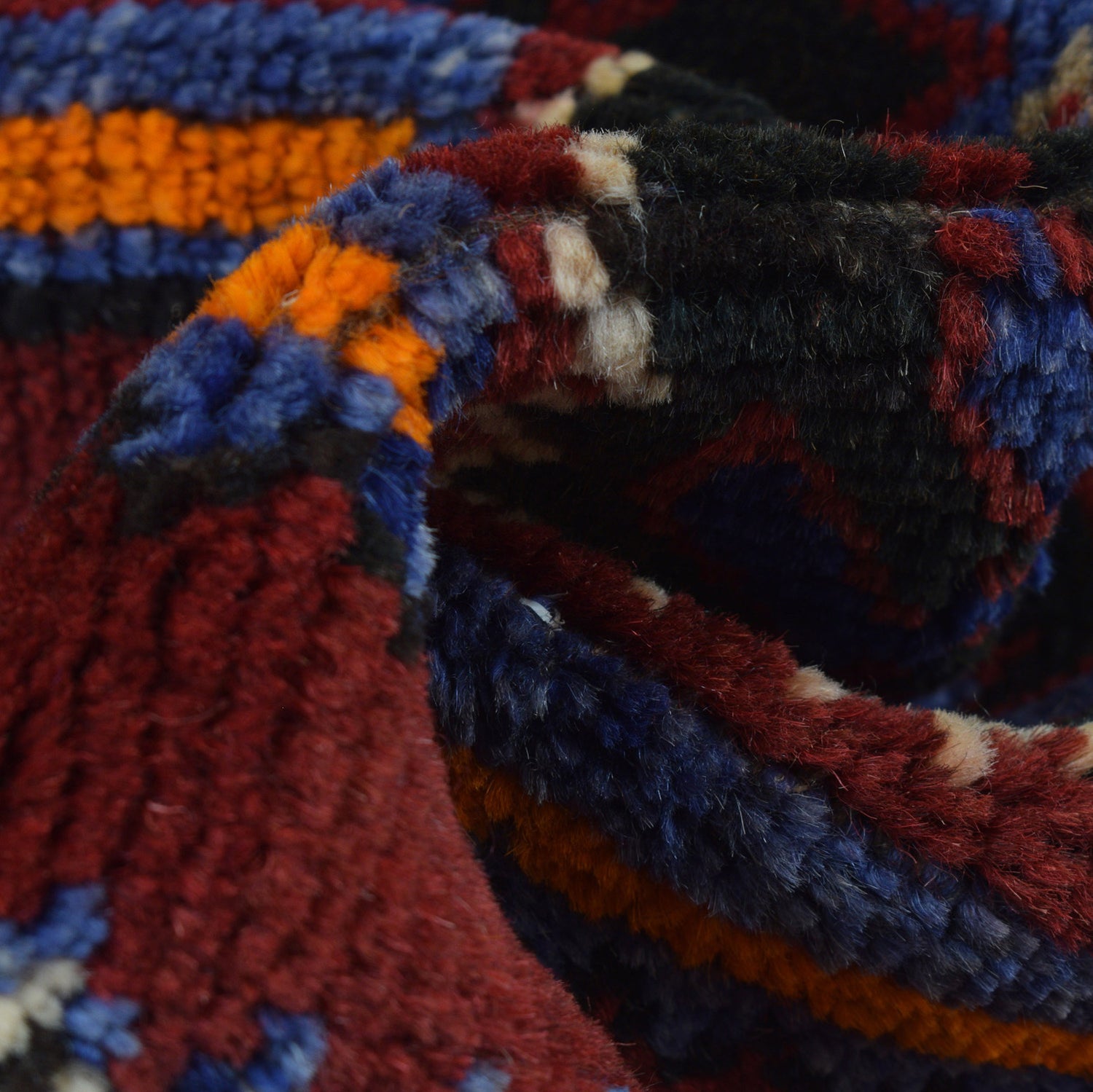 Traditional Baloch Rug 2' 10" x 4' 6" ft / 87 x 136 cm - No. R23754