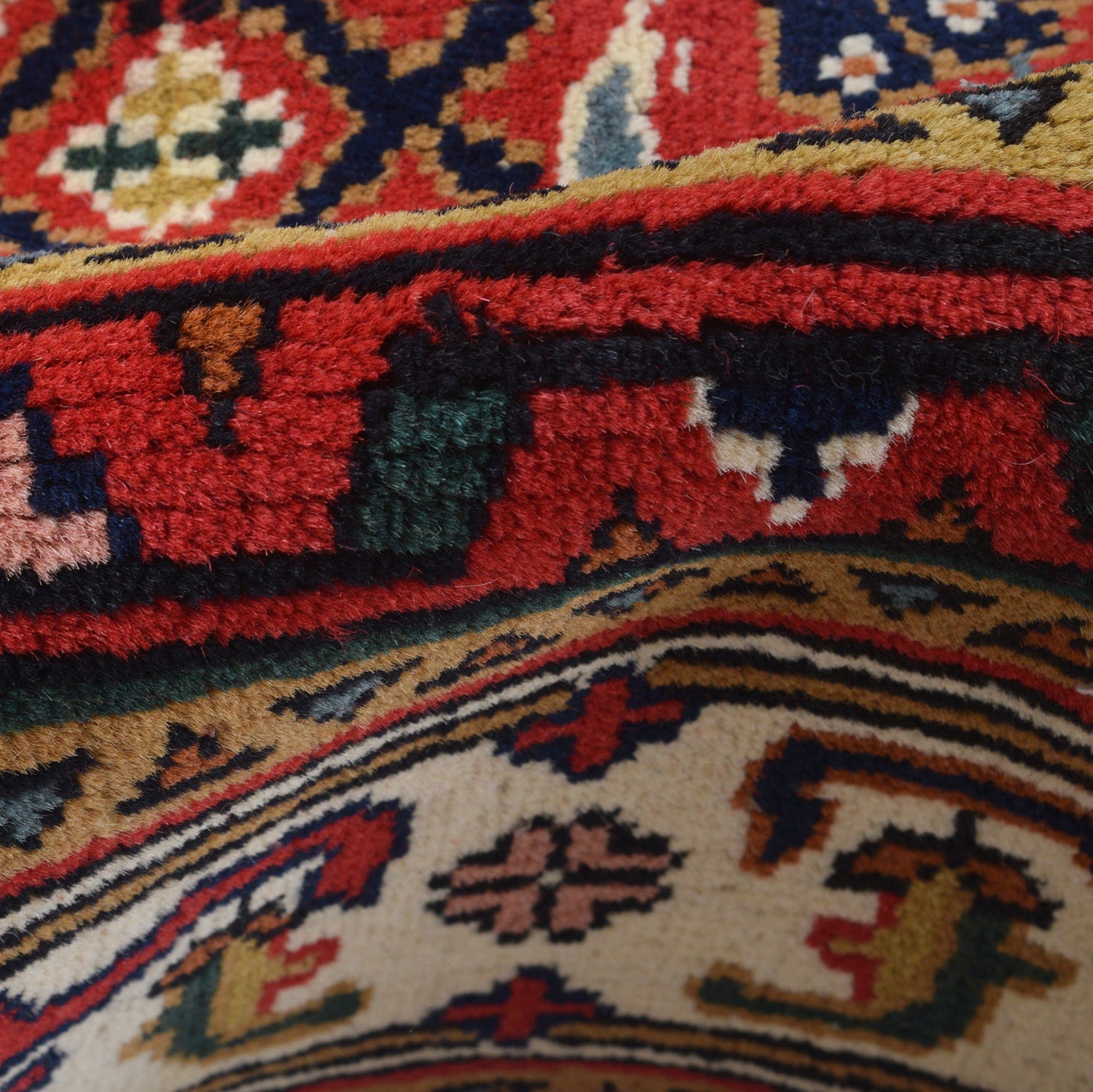 Persian Qashqai Rug 7' 5" x 10' 8" ft / 227 x 324 cm - No. R24264