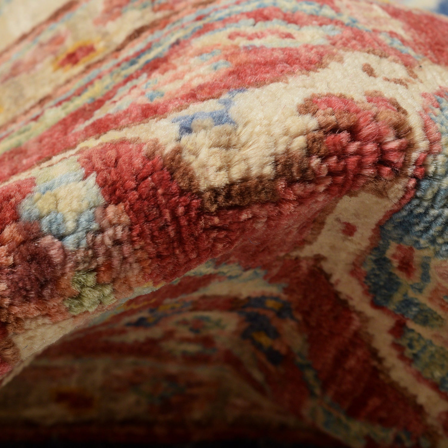 Hand Woven Heriz Design Carpet 8' 0" x 9' 9" ft / 245 x 297 cm - No. R24270