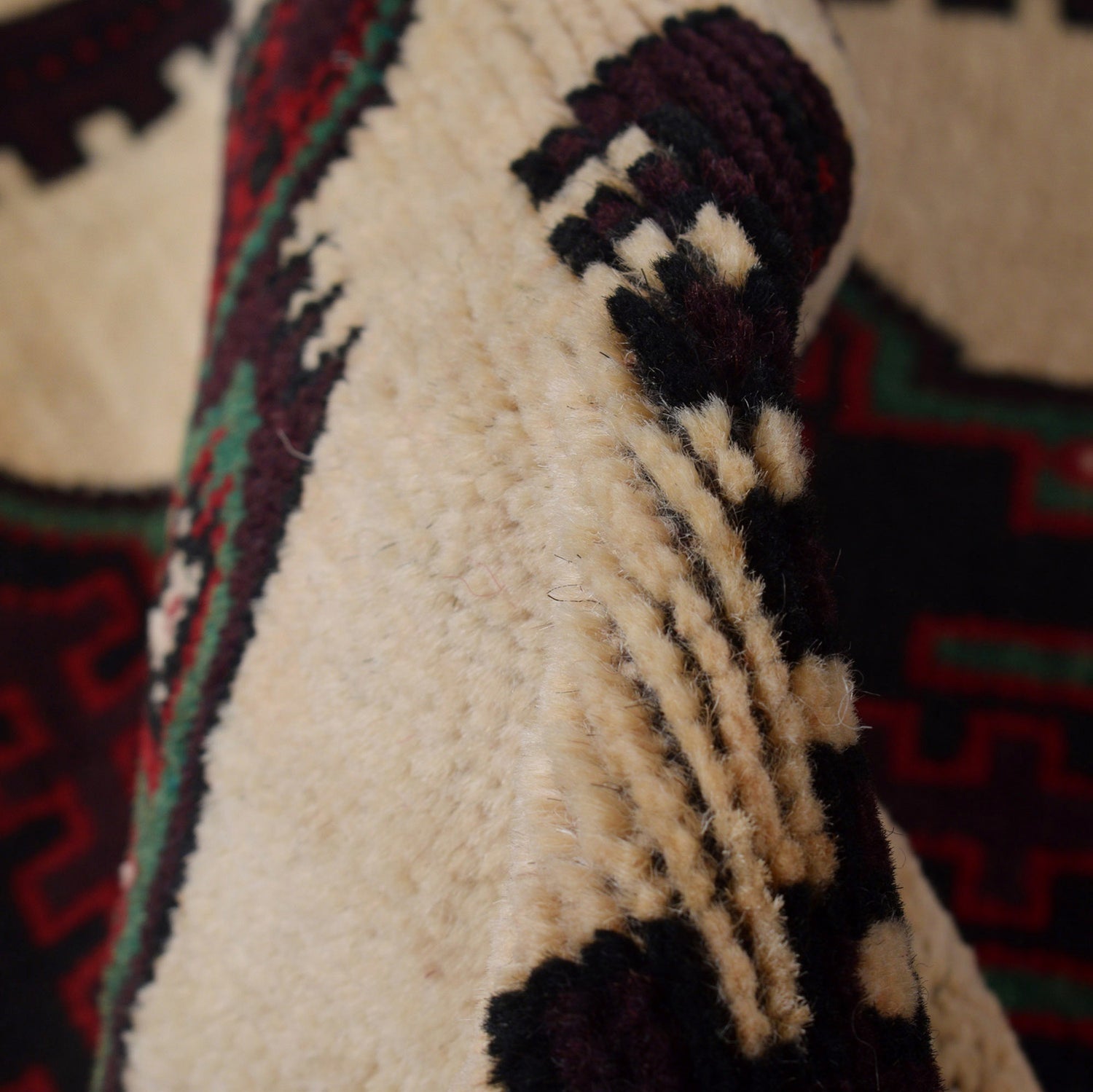 Traditional Baloch Rug 2' 9" x 4' 2" ft / 84 x 126 cm - No. R24422