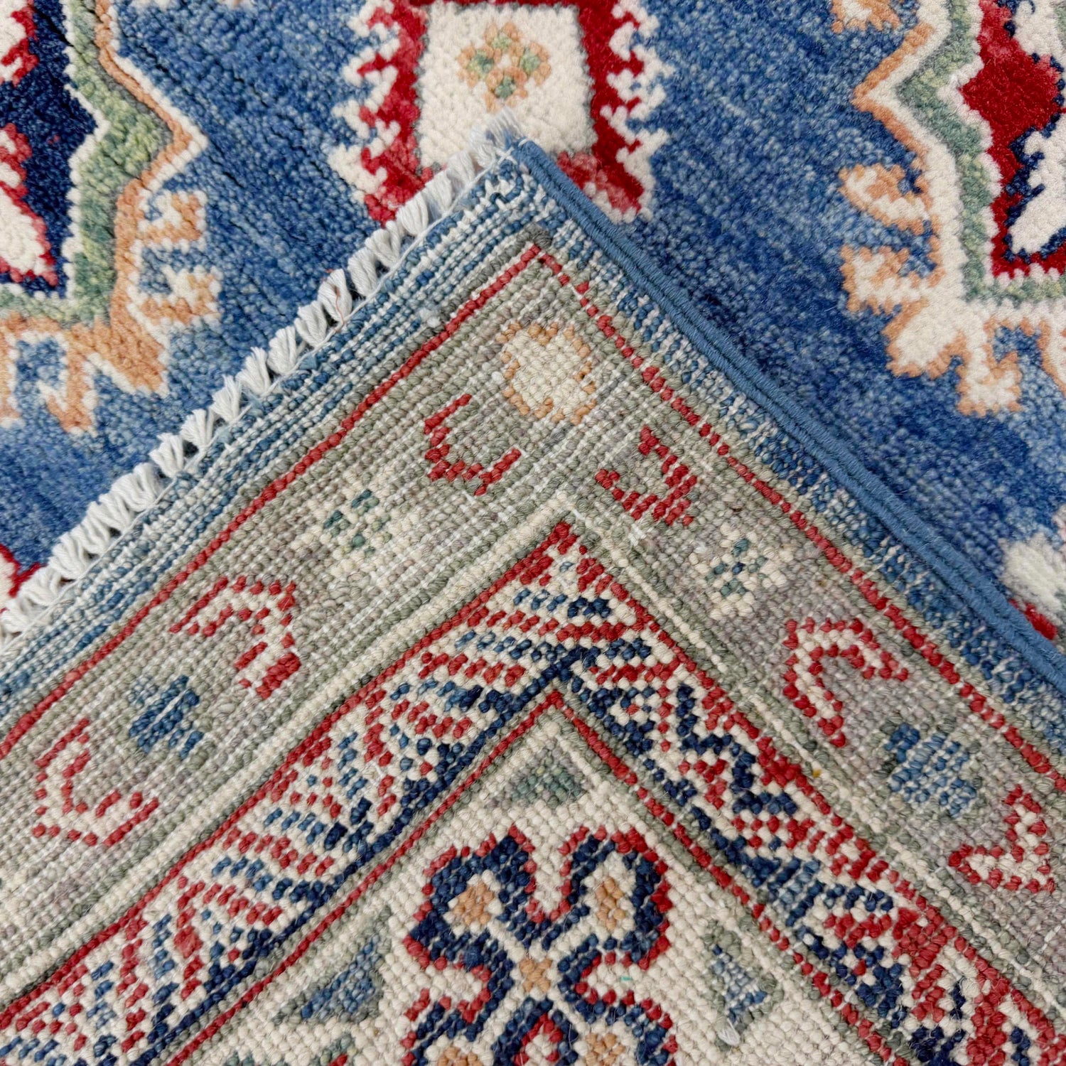 Hand knotted Kazak Carpet 4' 9" x 6' 4" ft / 144 x 194 cm - No. R37361