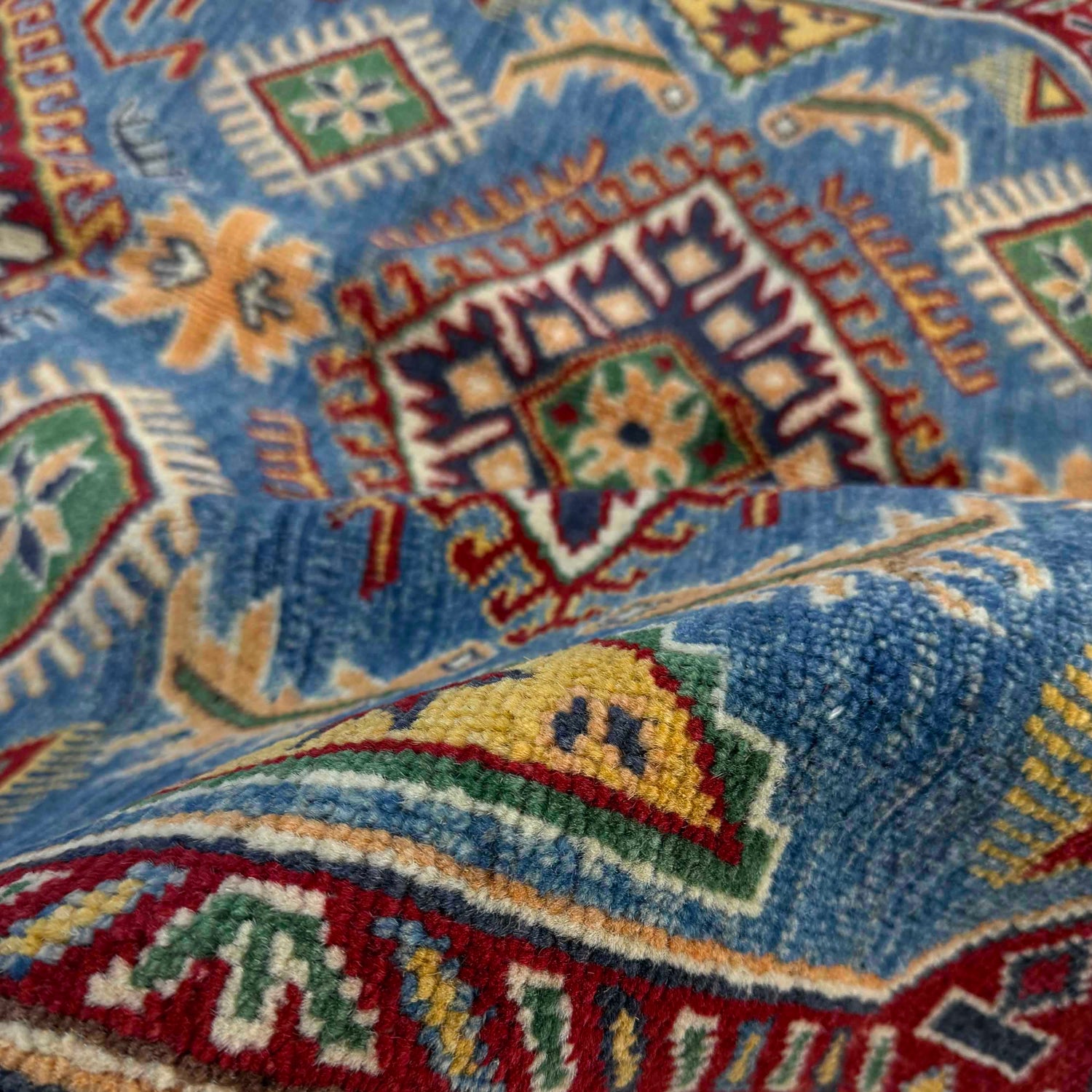 Oriental Kazak Rug 4' 11" x 6' 10" ft / 149 x 209 cm - No. R37368