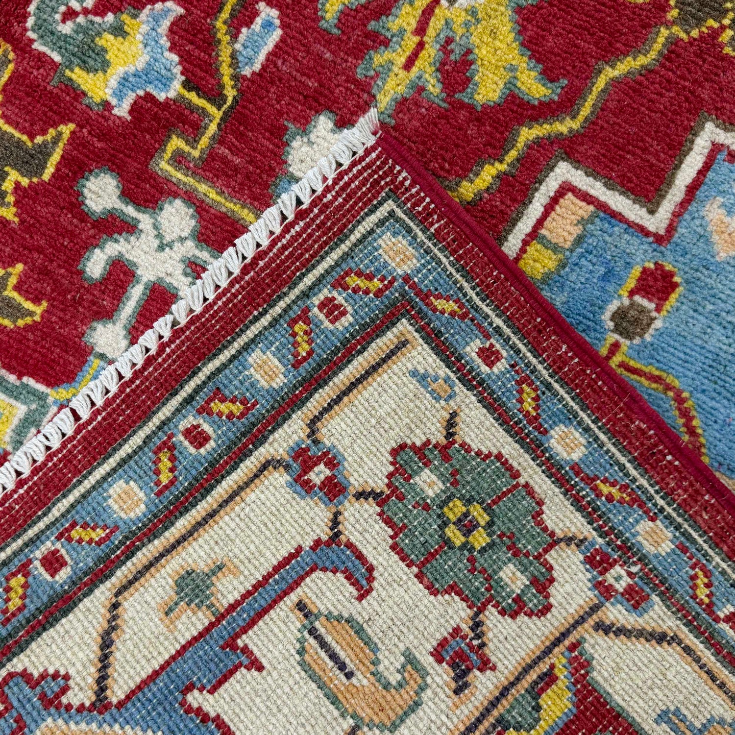 Hand Woven Heriz Design Carpet 4' 11" x 7' 8" ft / 150 x 233 cm - No. R37370