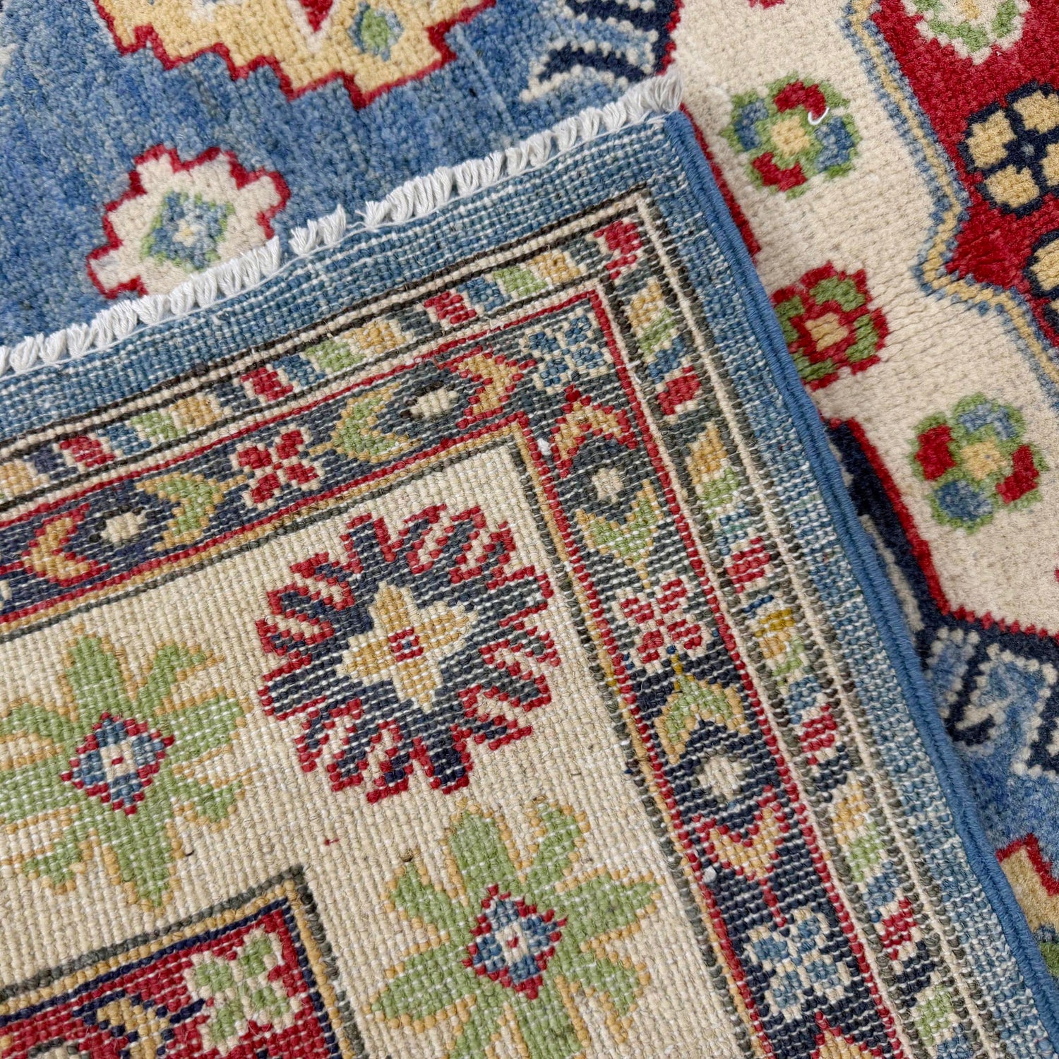 Oriental Kazak Rug 3' 8" x 5' 11" ft / 113 x 180 cm - No. R37396