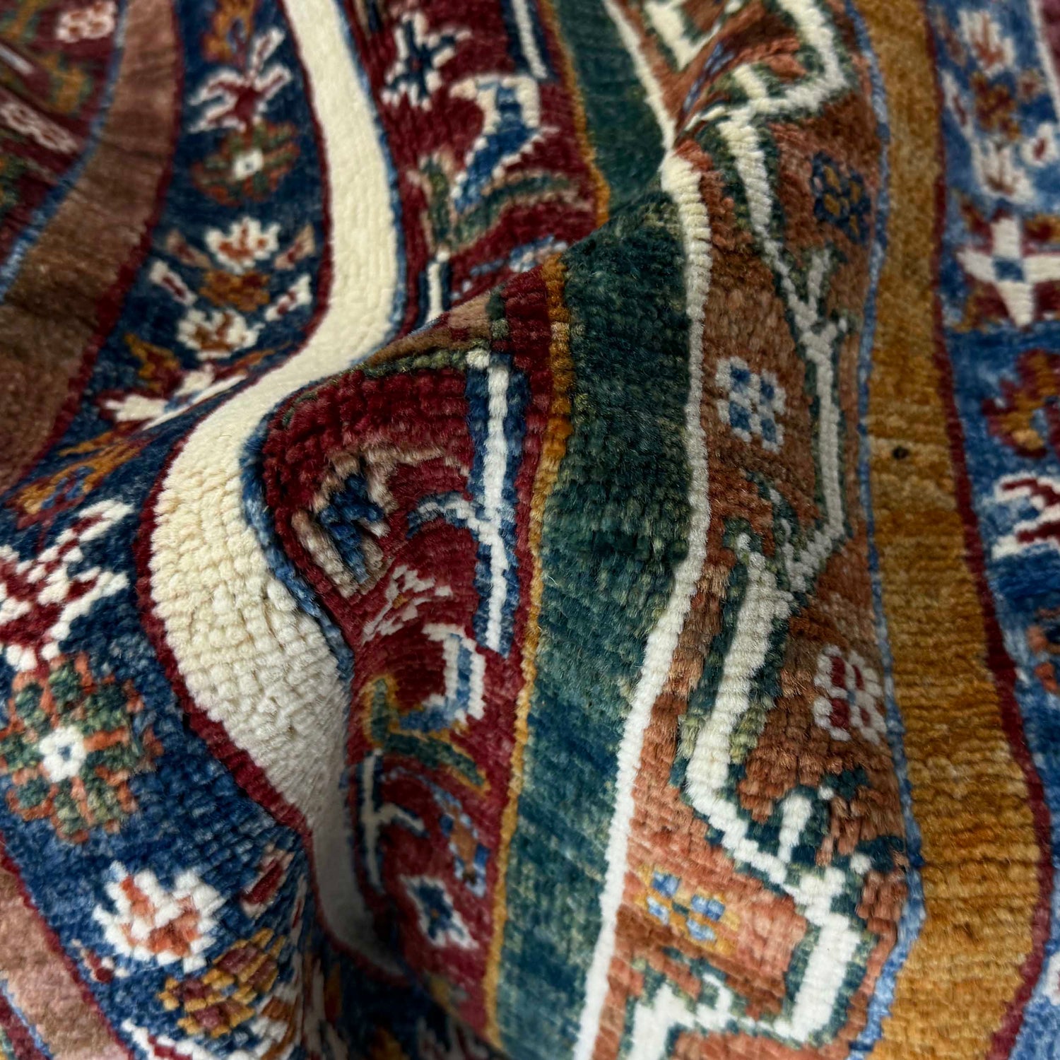 Artisan Shawl Handcrafted Rug 5' 9" x 7' 9" ft / 175 x 235 cm - No. R37461