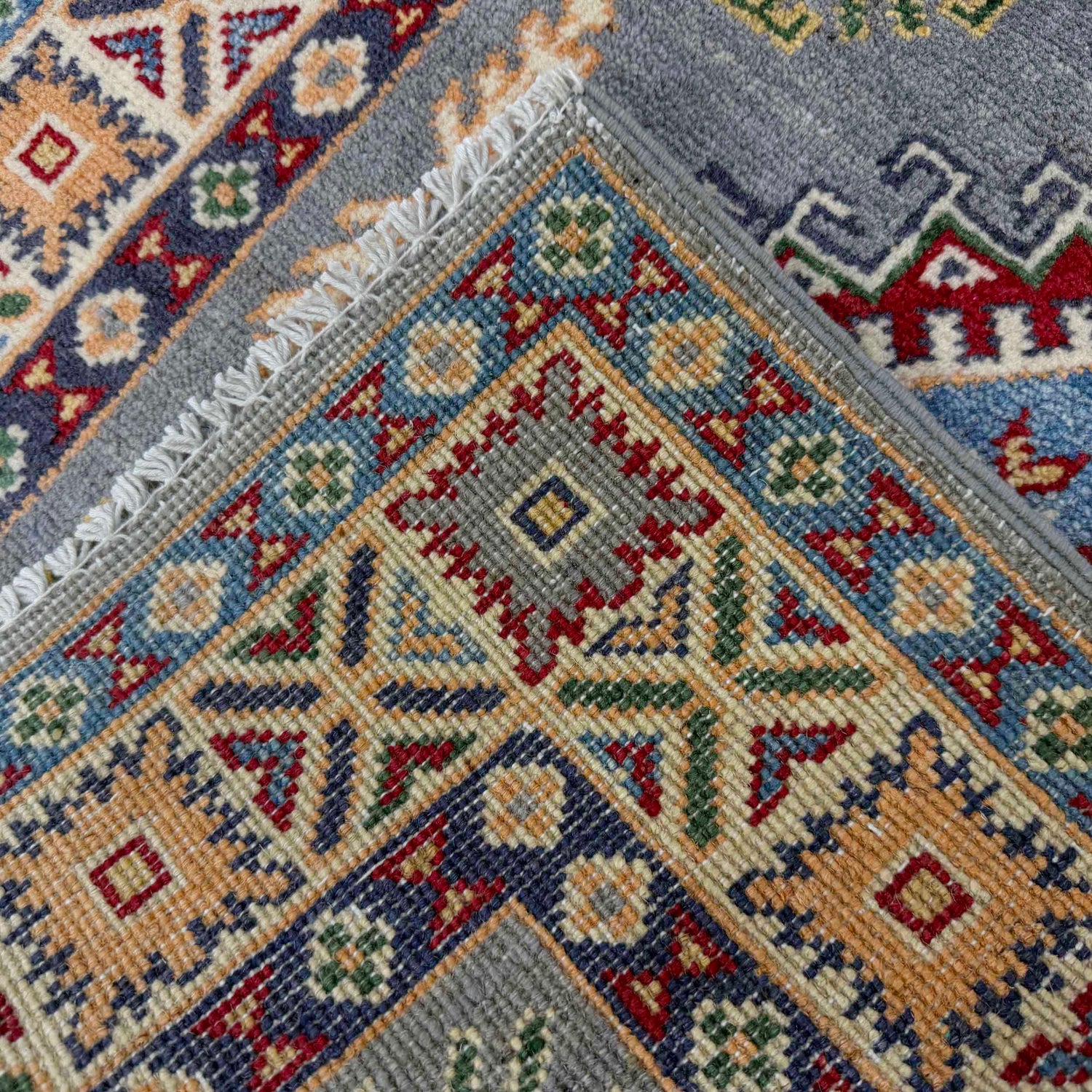 Hand Knotted Kazak Oriental Rug 2' 7" x 3' 11" ft / 80 x 119 cm - No. R37488