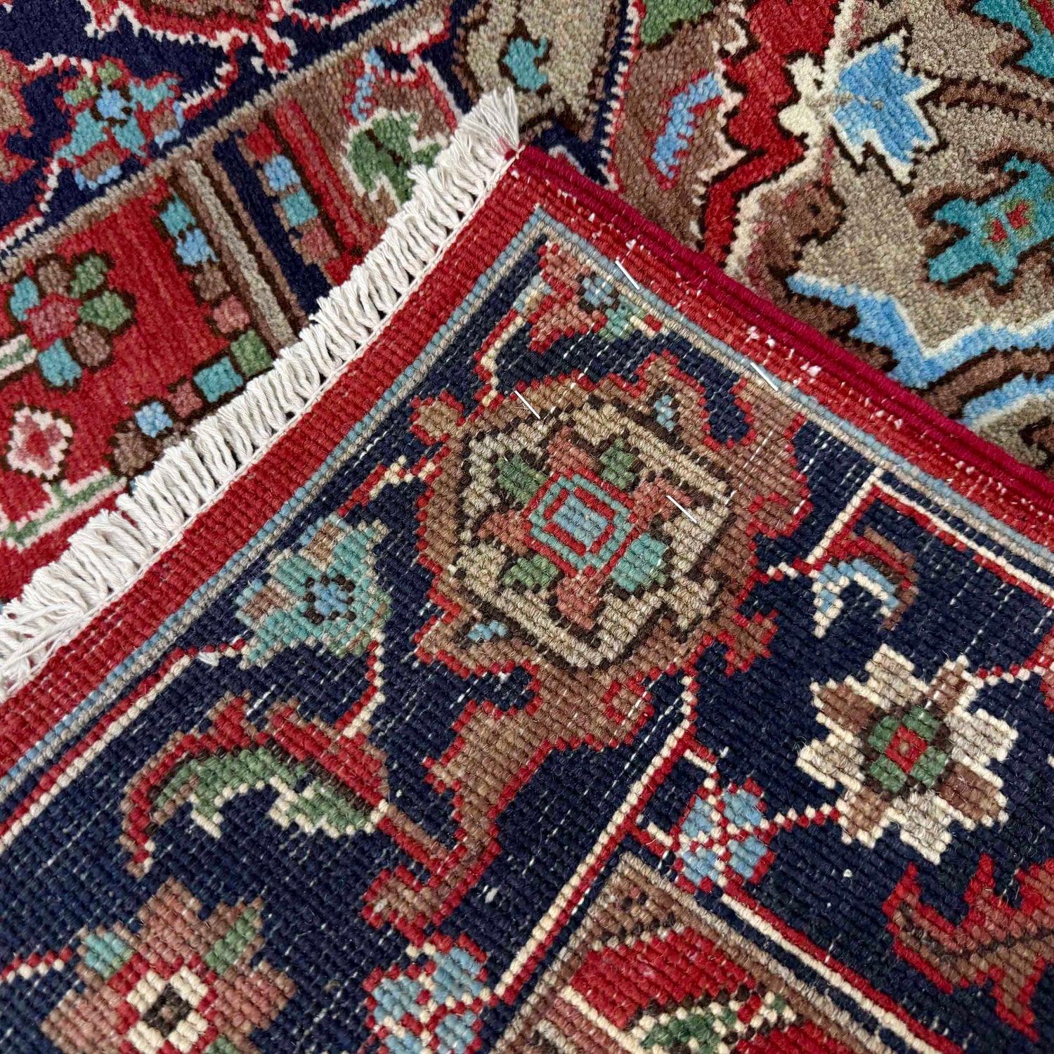 Hand Knotted Heriz Rug 2' 8" x 4' 2" ft / 81 x 126 cm - No. R37496