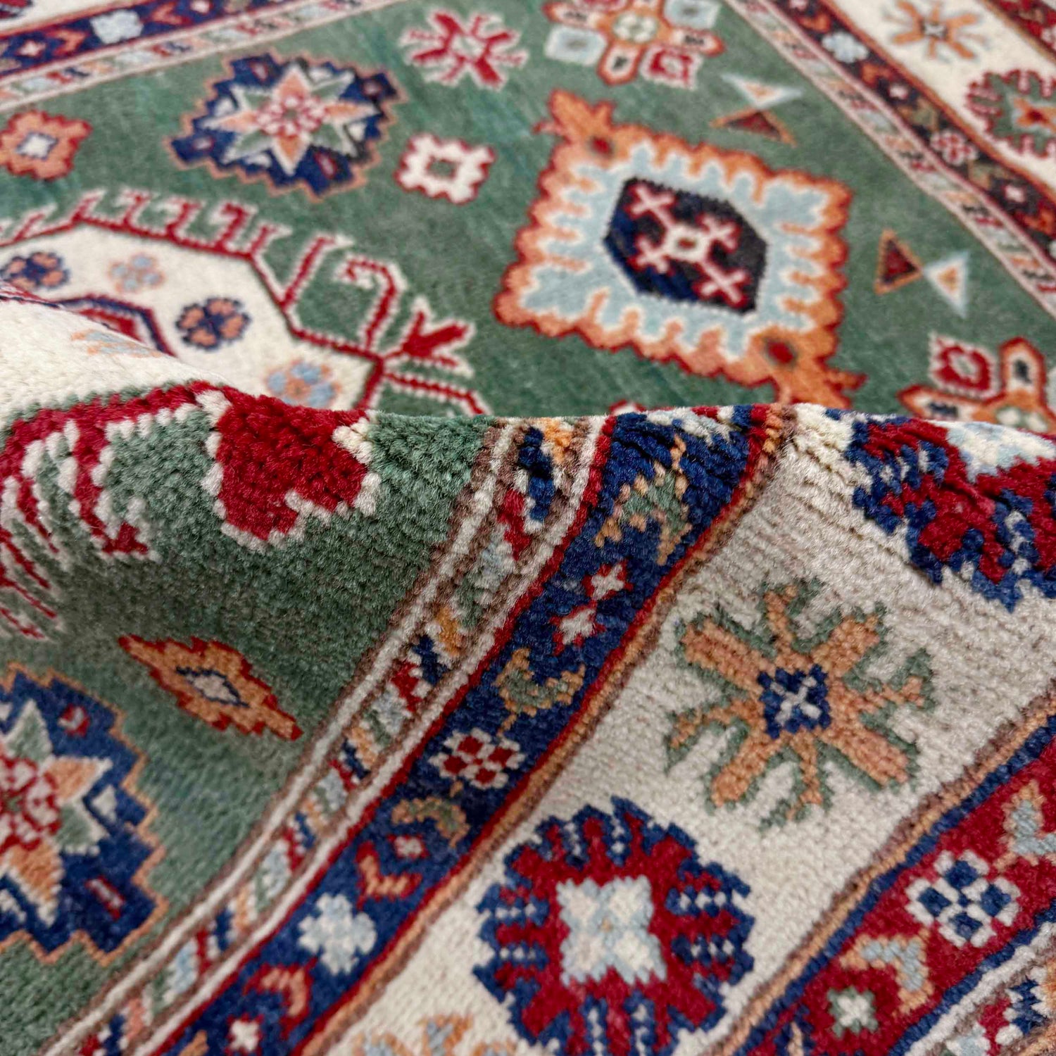 Handmade Kazak Area Rug 3' 2" x 4' 9" ft / 97 x 144 cm - No. R37516