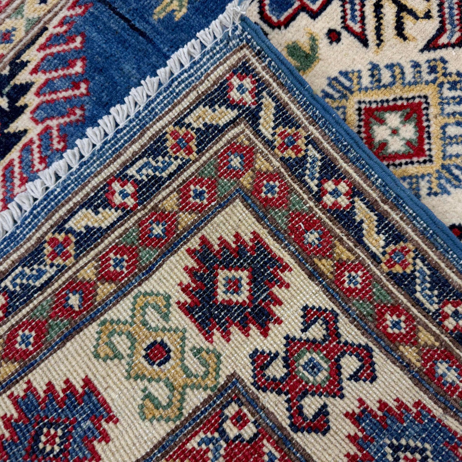 Hand Knotted Kazak Oriental Rug 3' 2" x 4' 9" ft / 97 x 145 cm - No. R37528